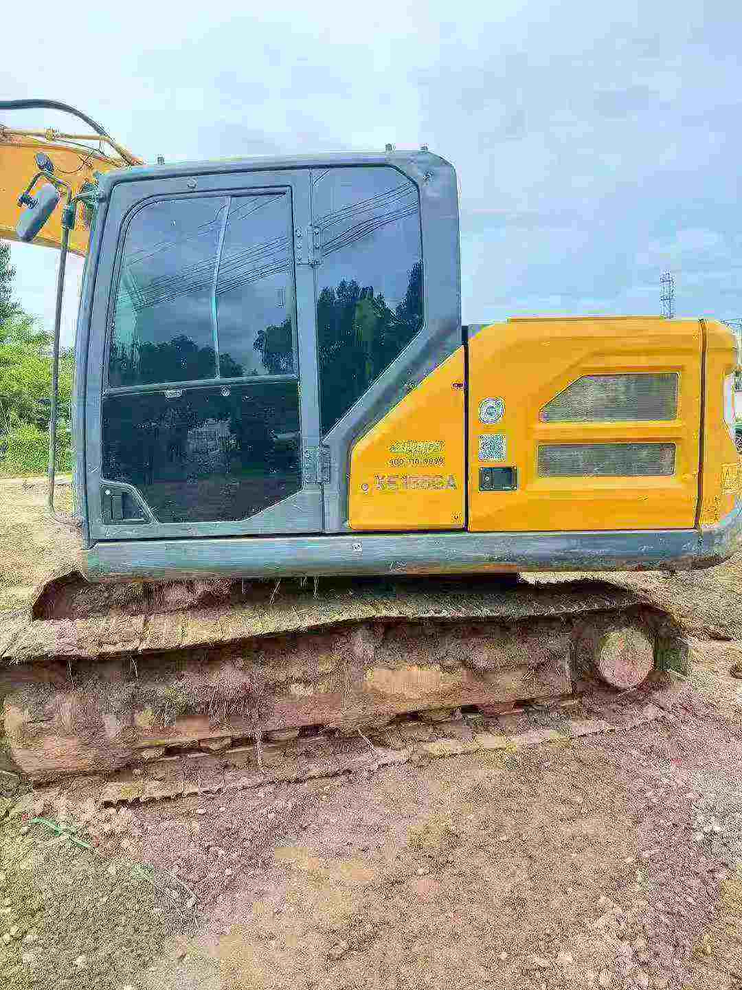 Buy XCMG XE135B Used Excavator / 4