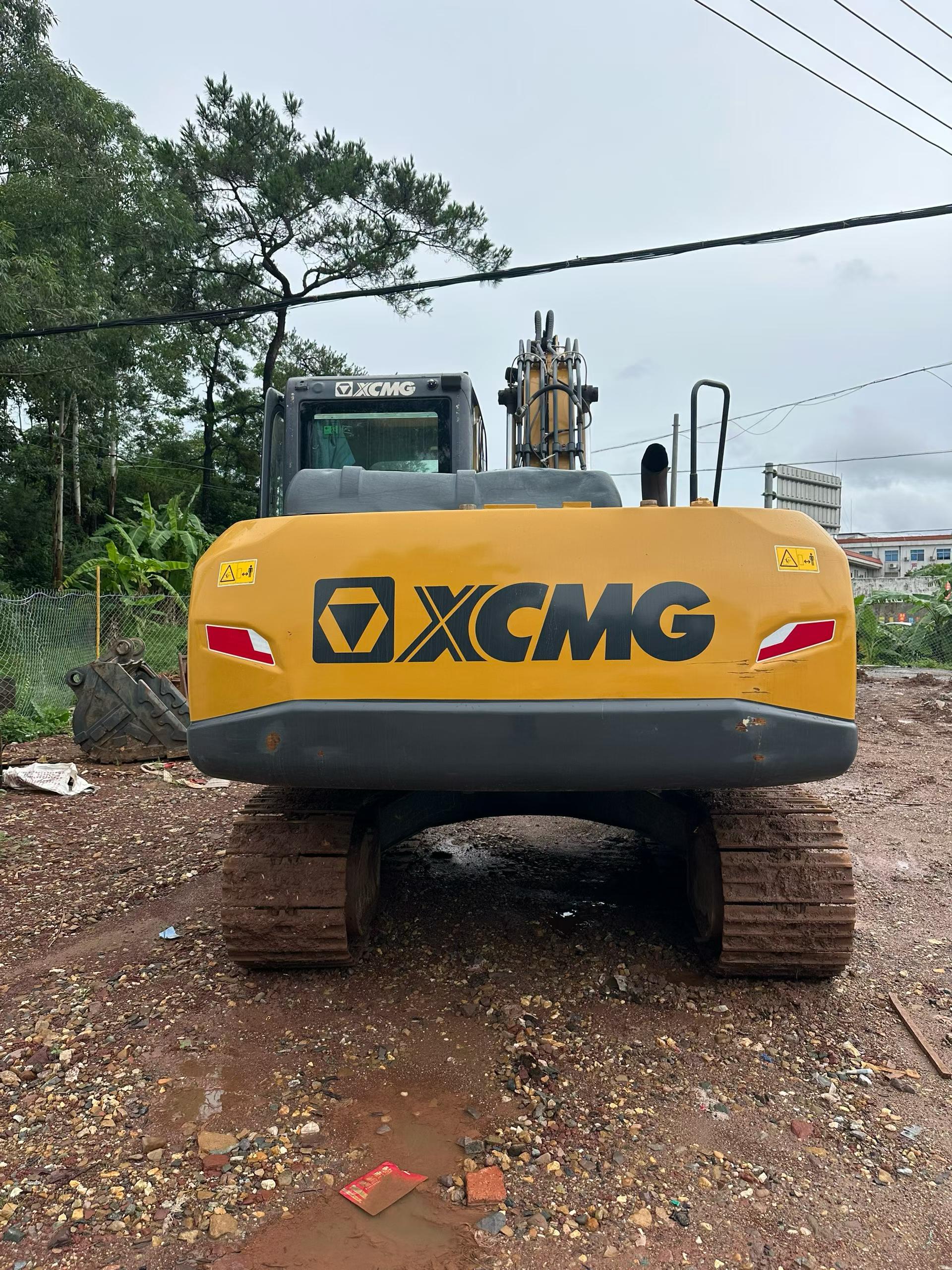 Buy XCMG XE135B Used Excavator / 3