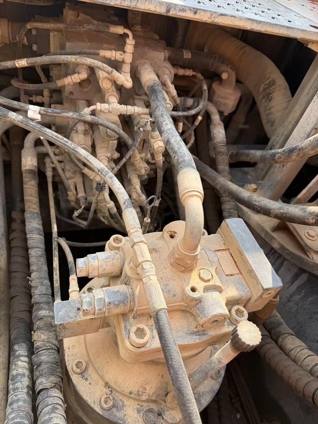 Buy Doosan DL305 Used Excavator / 3