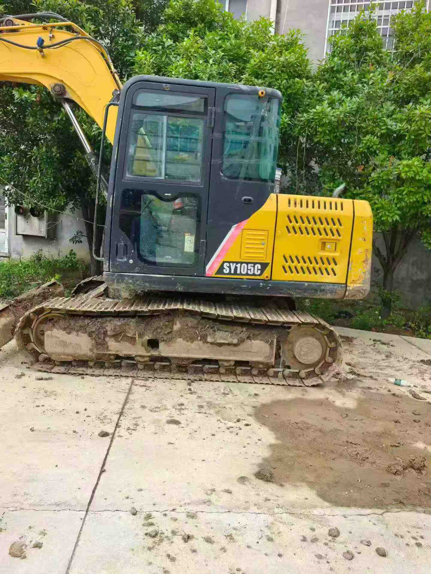 Buy Sany SY95C Used Excavator / 2