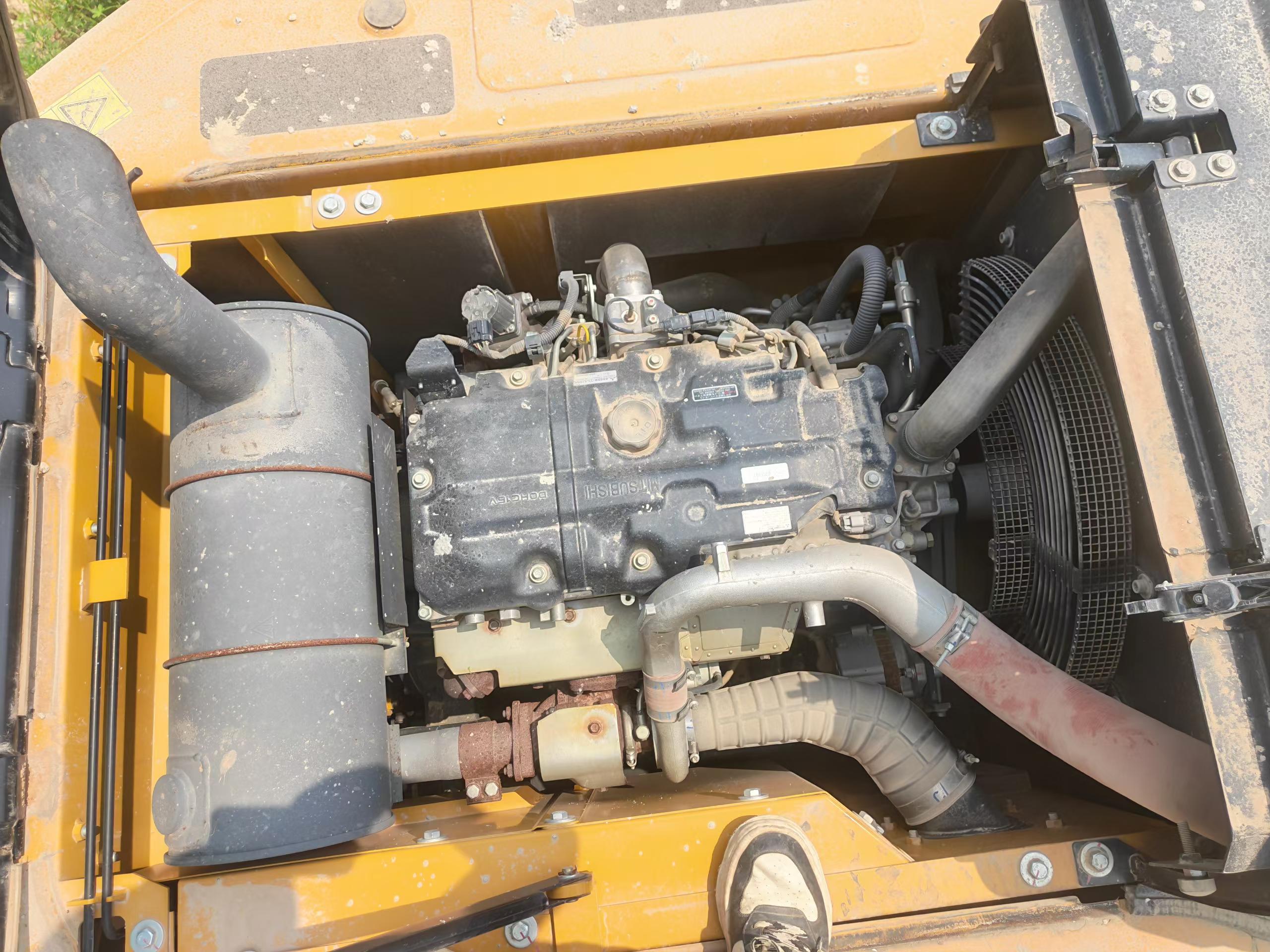 Buy Sany SY205C Used Excavator / 3