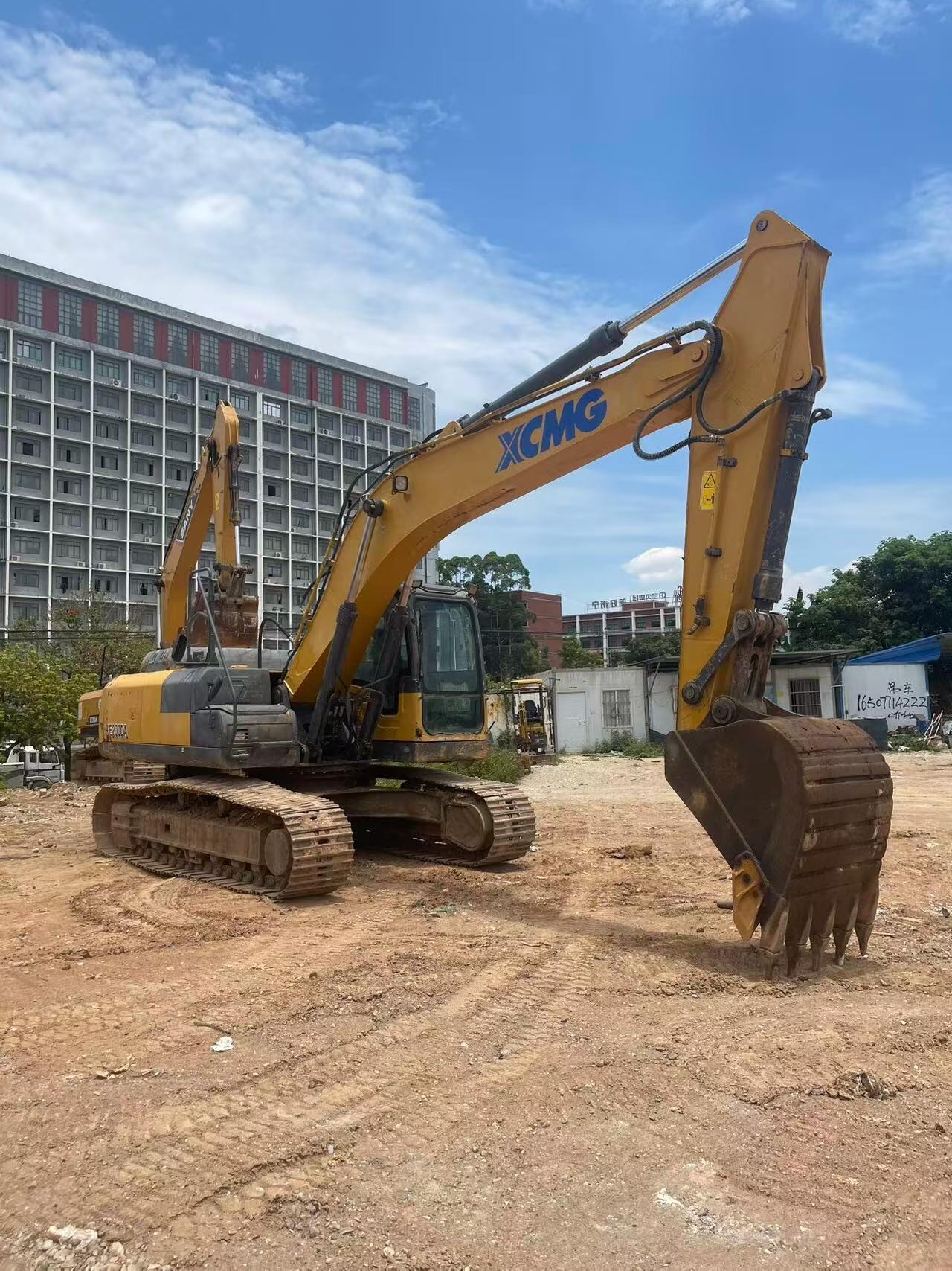 Buy XCMG XE200DA Used Excavator / 5