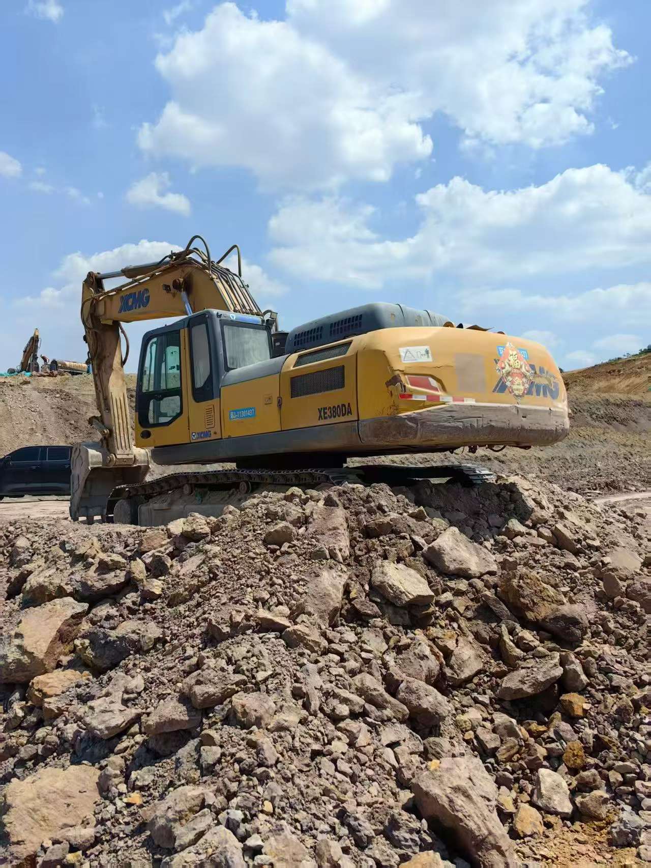 Buy XCMG XE370 Used Excavator / 3