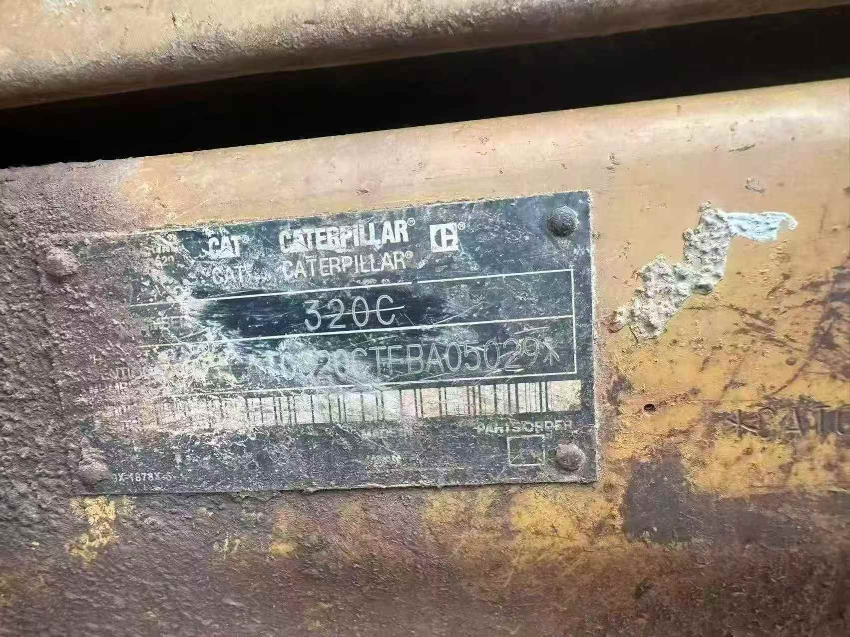 Buy Caterpillar 320C Used Excavator / 4