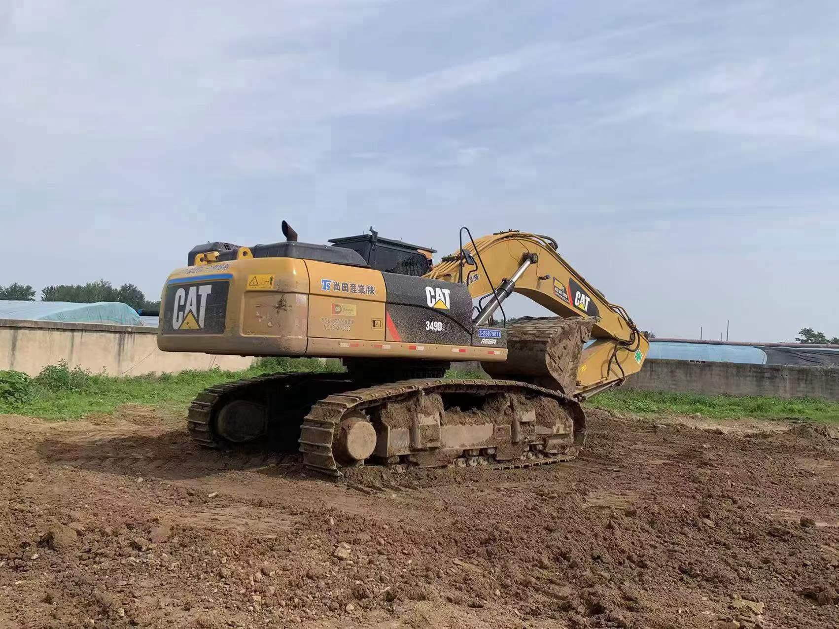Buy Caterpillar 340D2L Used Excavator / 3