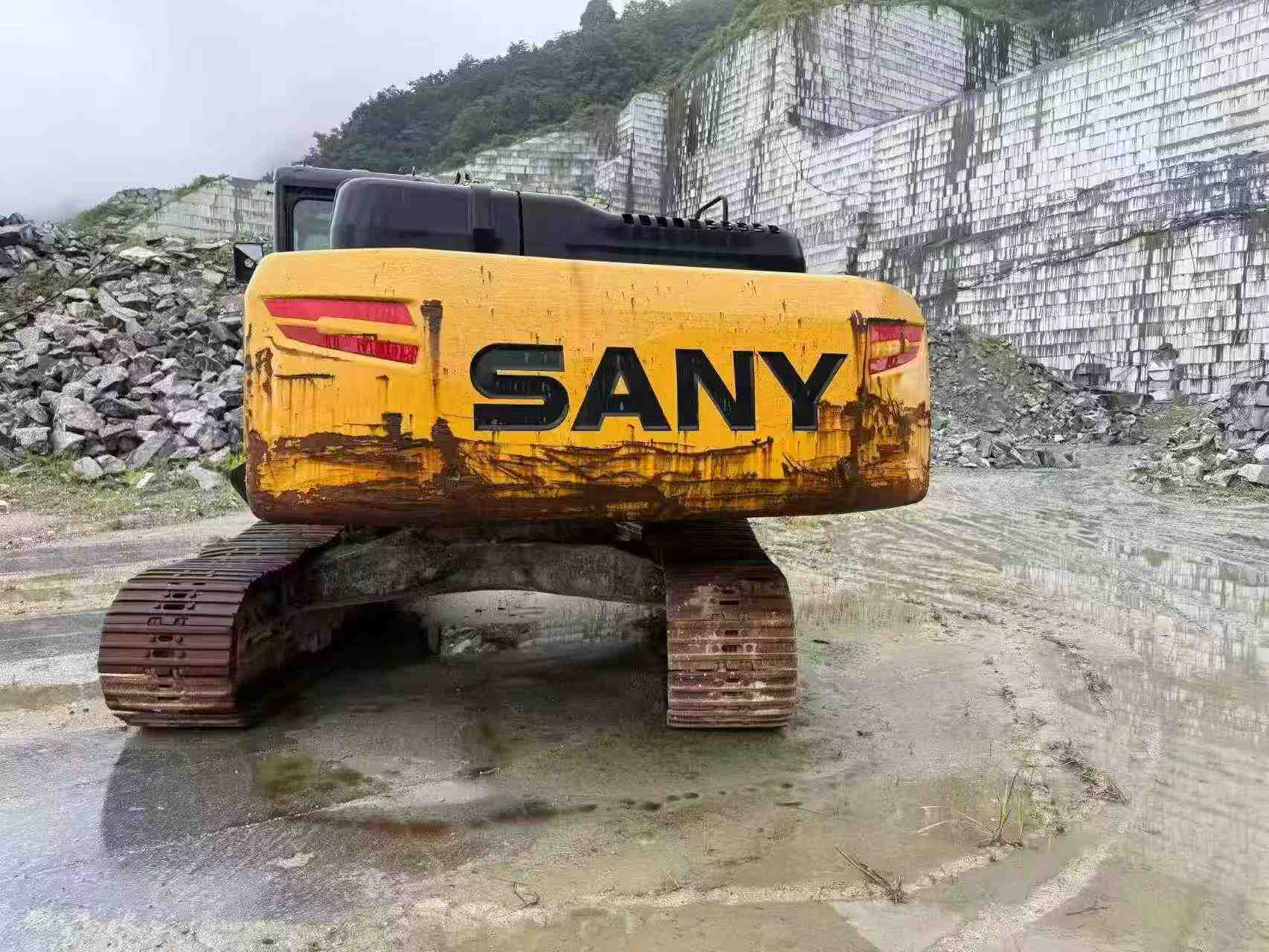Buy Sany SY245H Used Excavator / 5