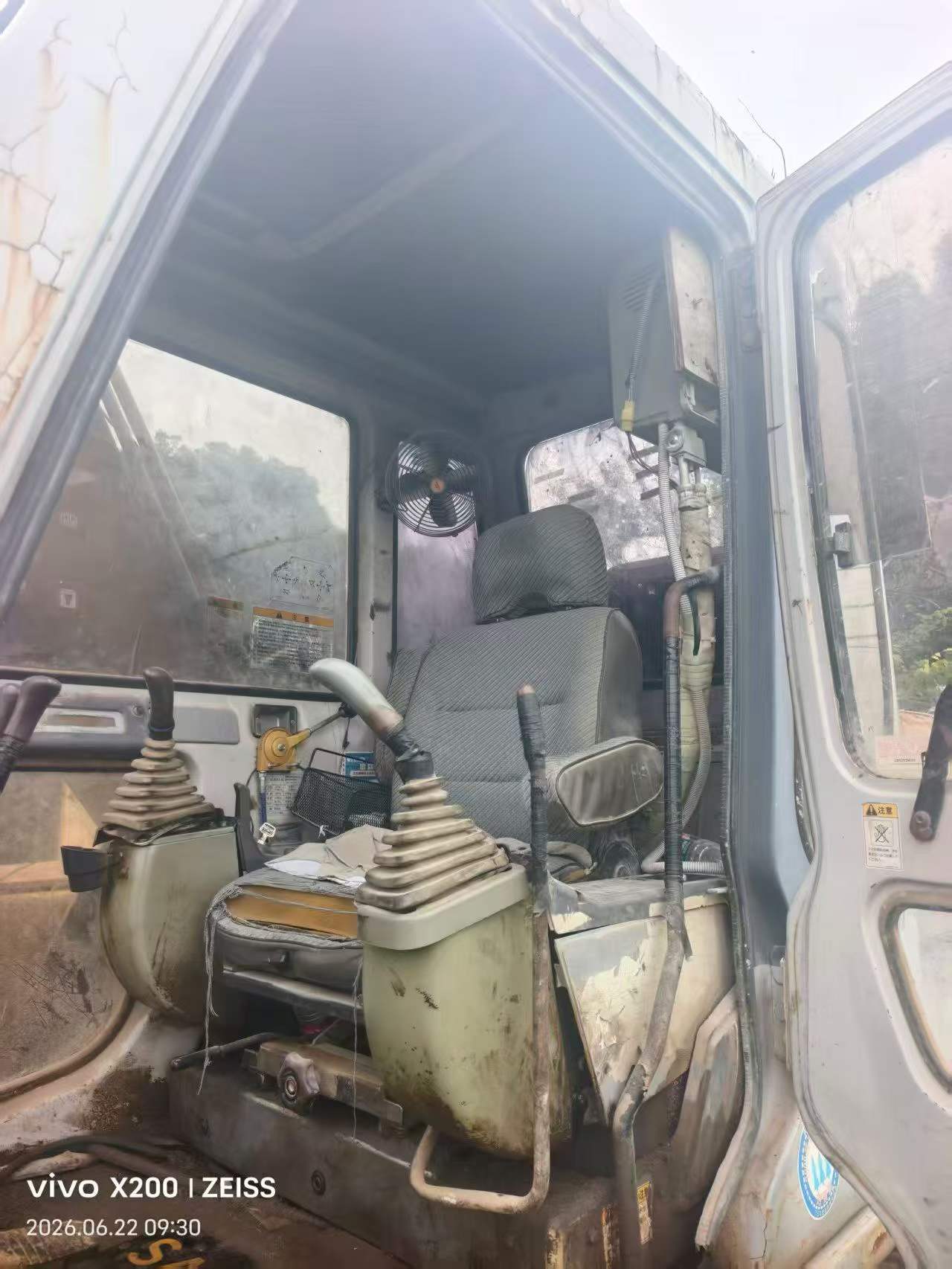 Buy Sumitomo SH120 Used Excavator / 9