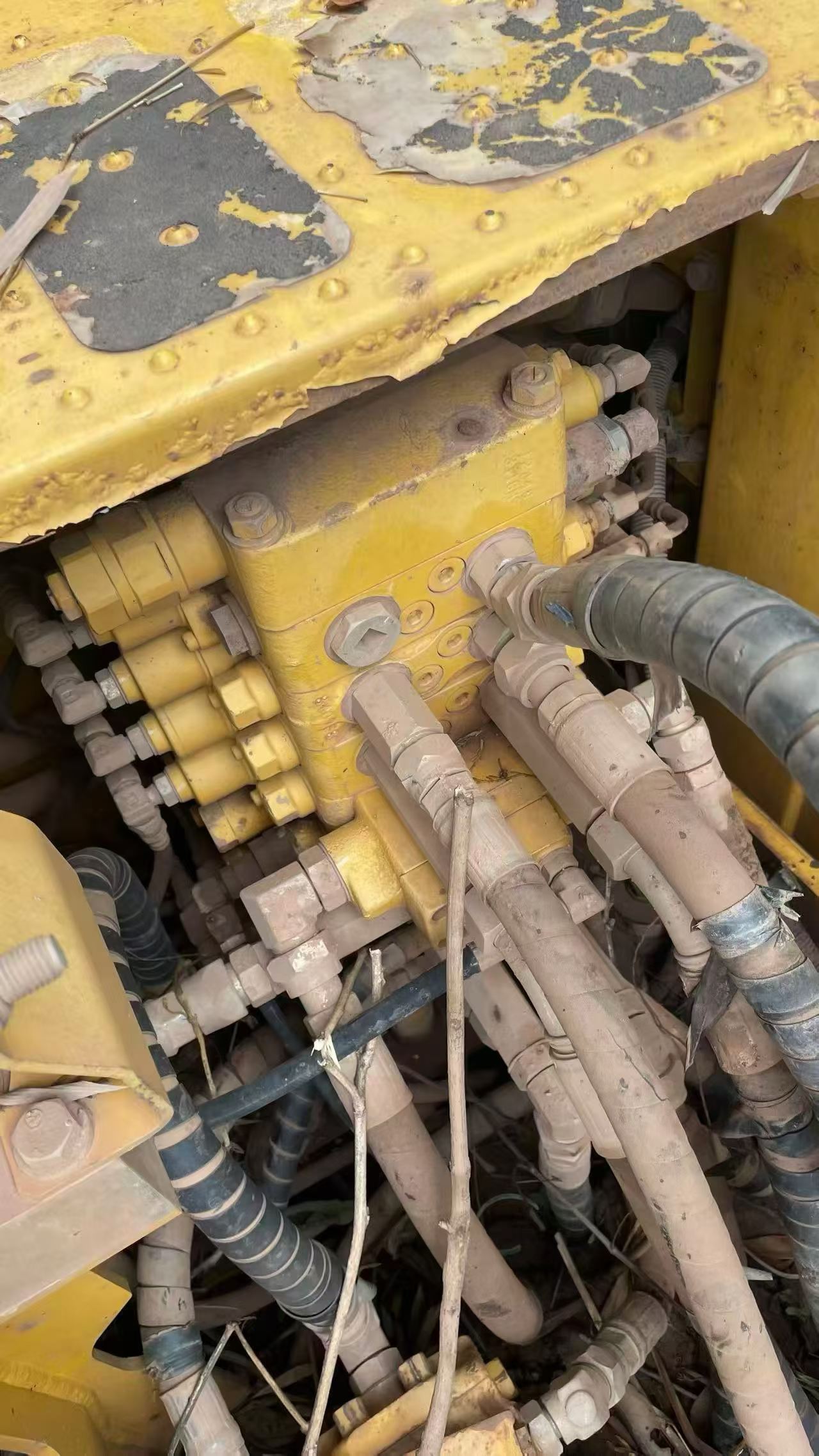 Buy Komatsu PC110-7 Used Excavator / 4