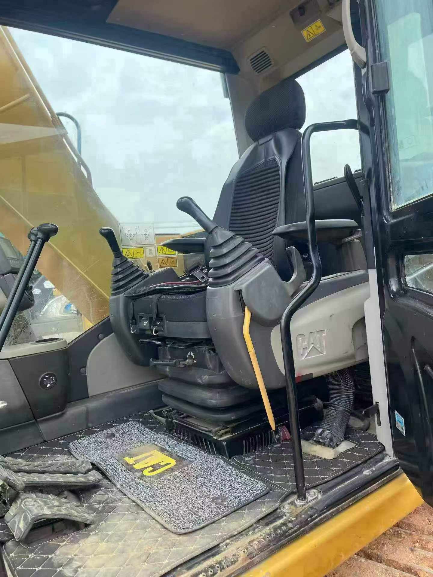 Buy Caterpillar 313D Used Excavator / 9