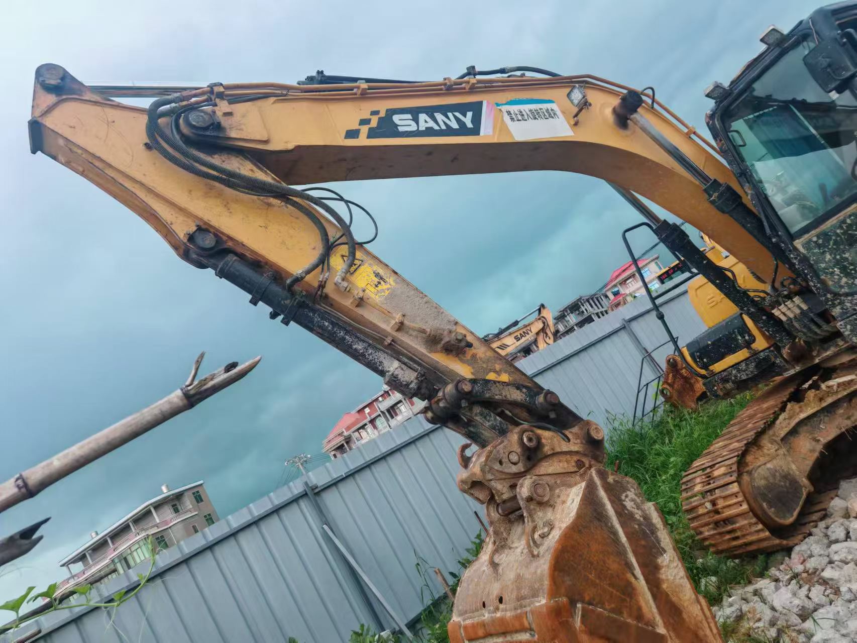 Buy Sany SY135 Used Excavator / 3