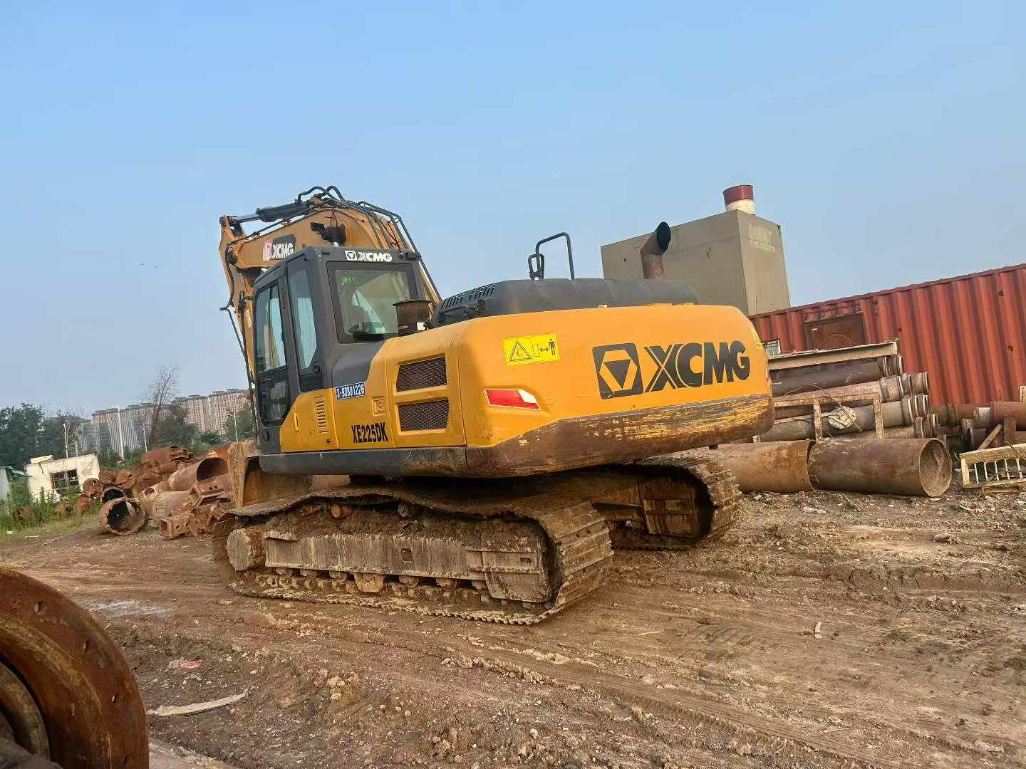Buy XCMG XE205DA Used Excavator / 3