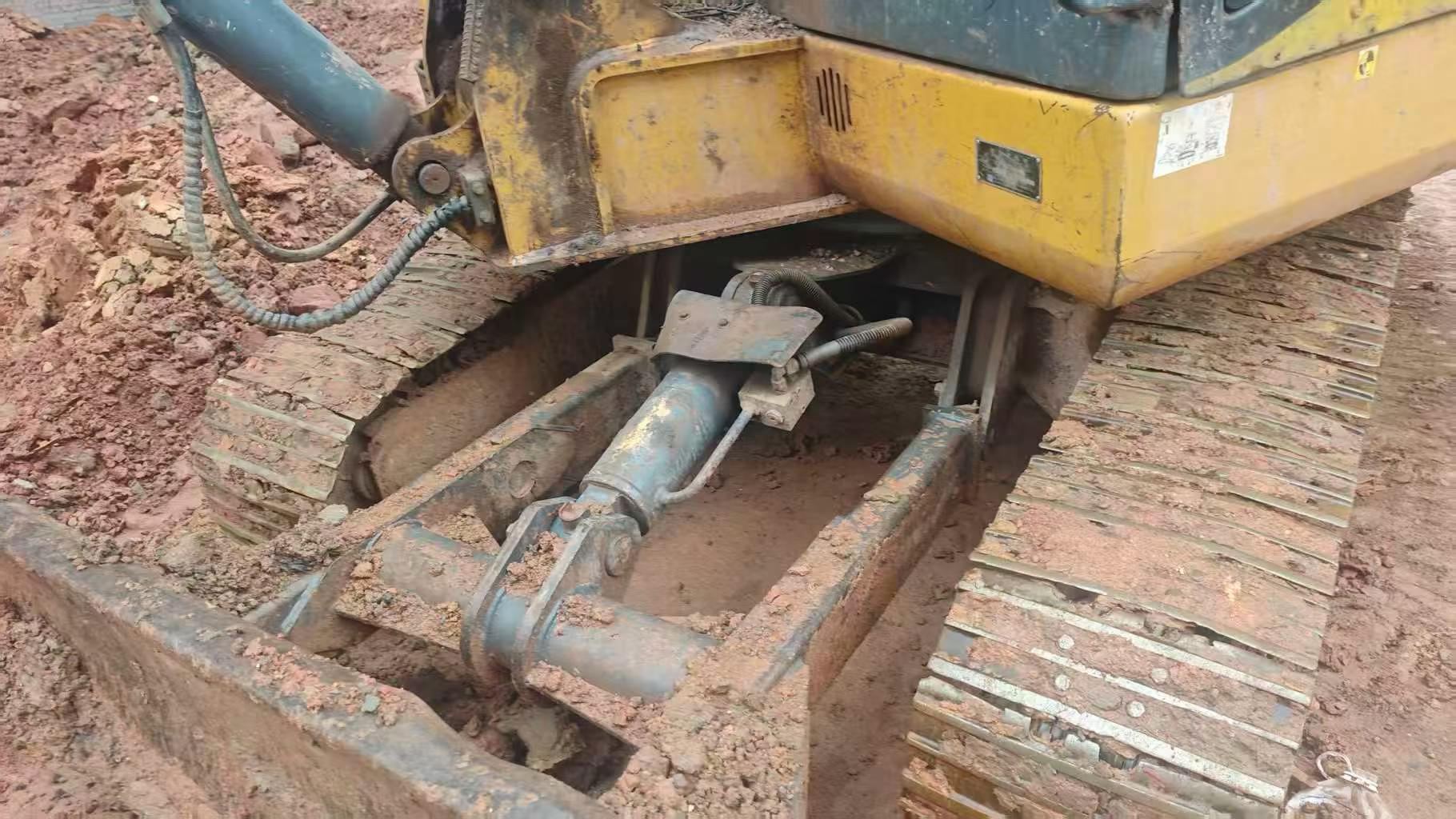Buy XCMG XE60 Used Excavator / 7