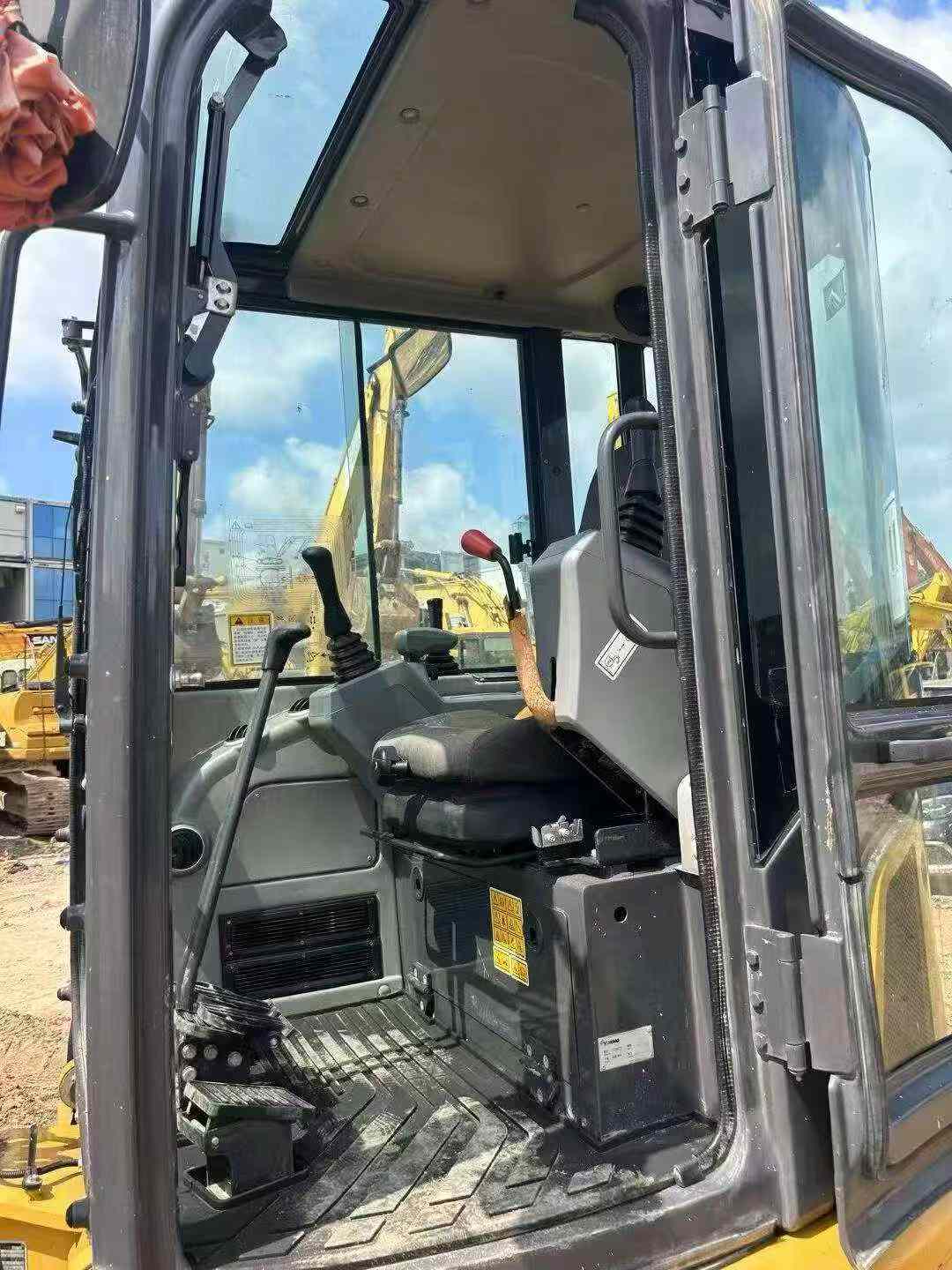 Buy XCMG XE35U Used Excavator / 5