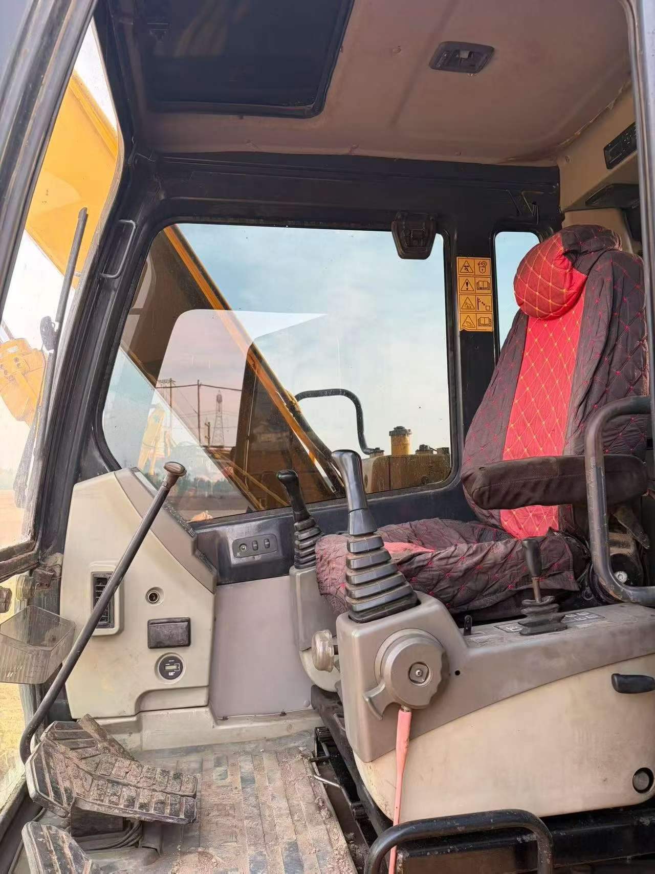 Buy Hyundai R80G Used Excavator / 8