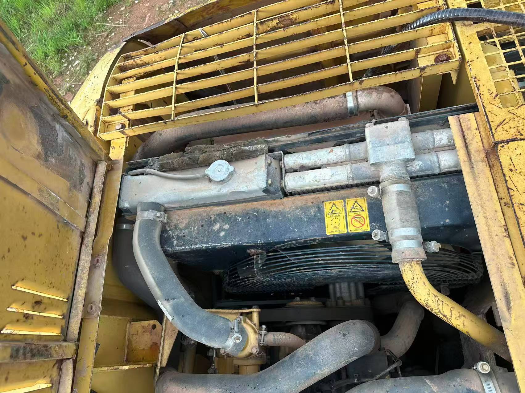 Buy Caterpillar 320C Used Excavator / 8