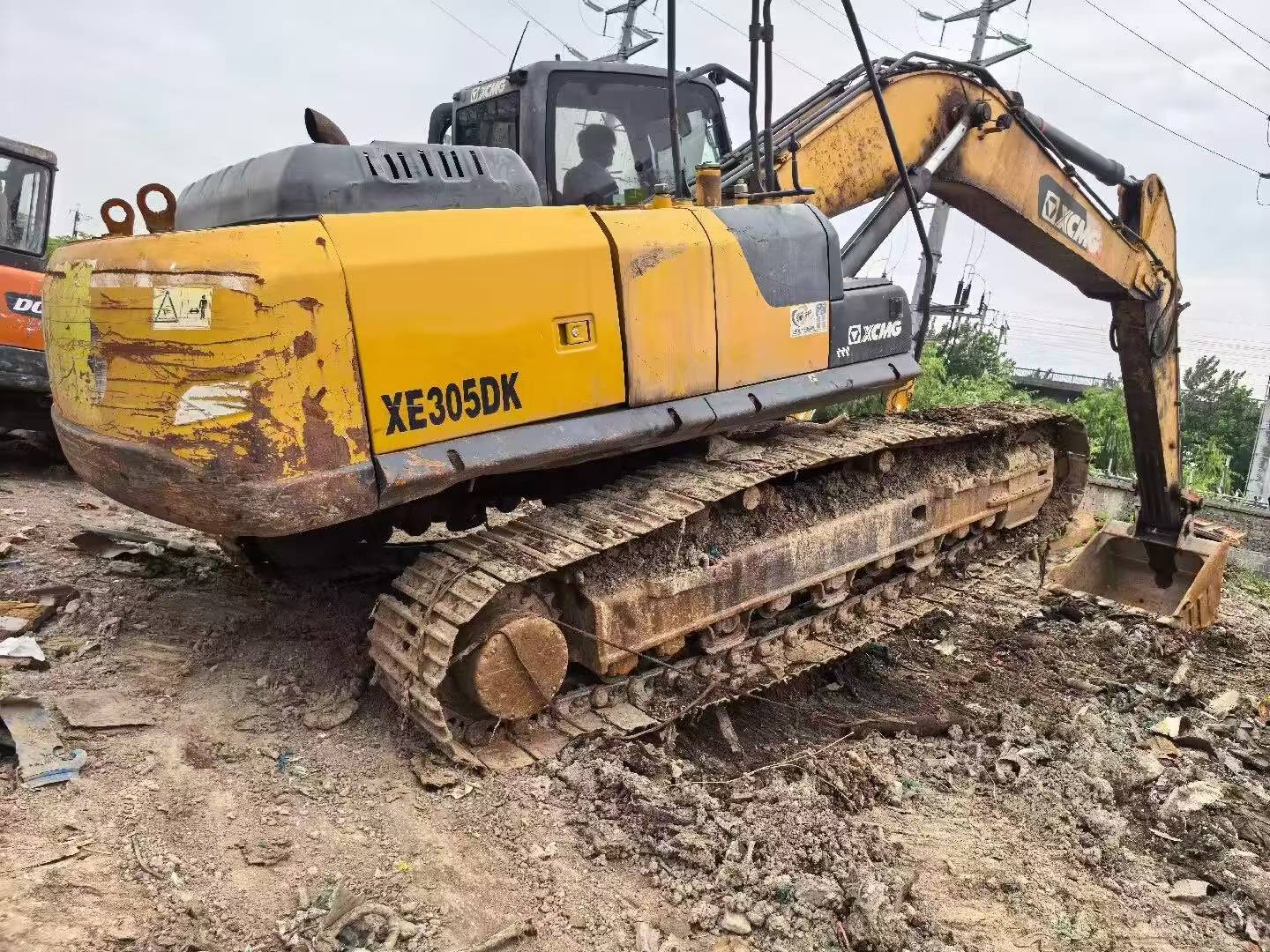 Buy XCMG XE270DK Used Excavator / 2