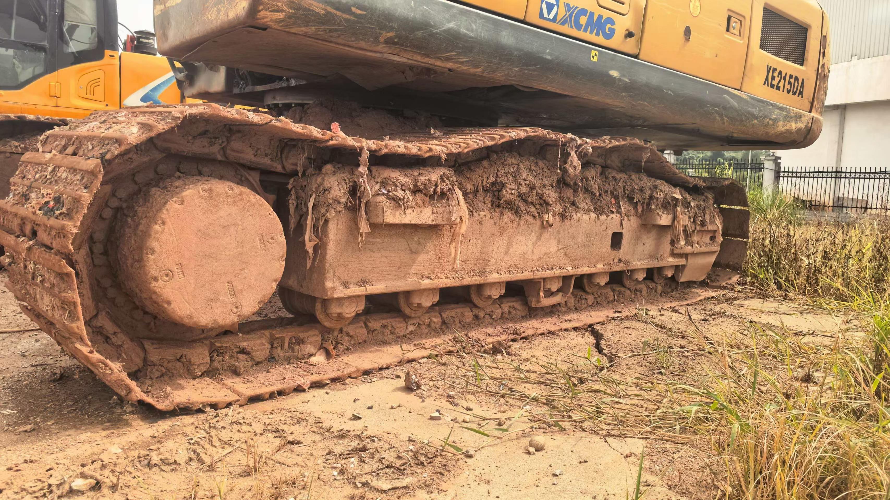 Buy XCMG XE200 Used Excavator / 4