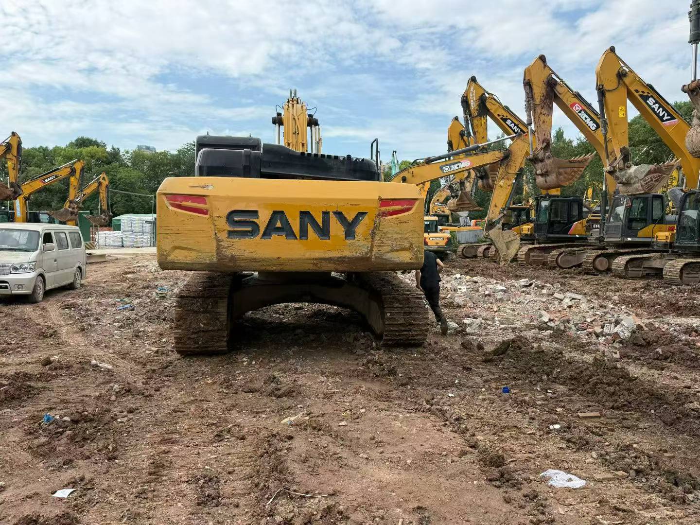 Buy Sany SY245H Used Excavator / 4