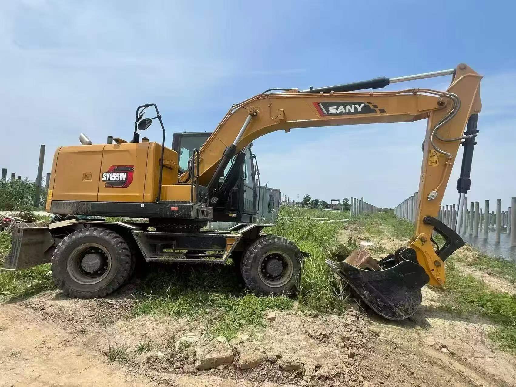 Buy Sany SY155C Used Excavator / 4