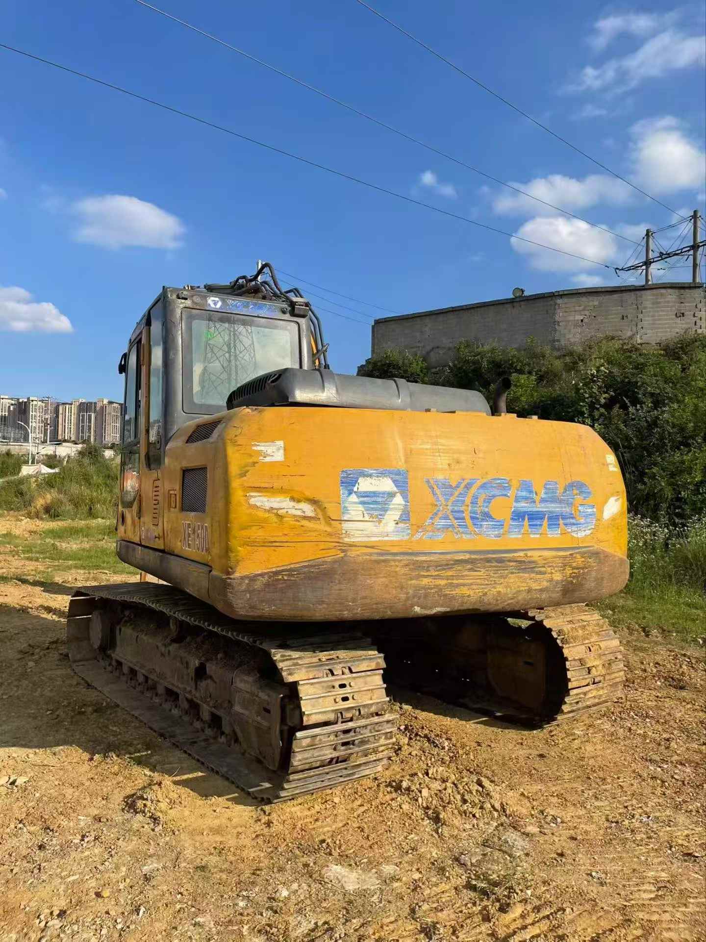 Buy XCMG XE150 Used Excavator / 2