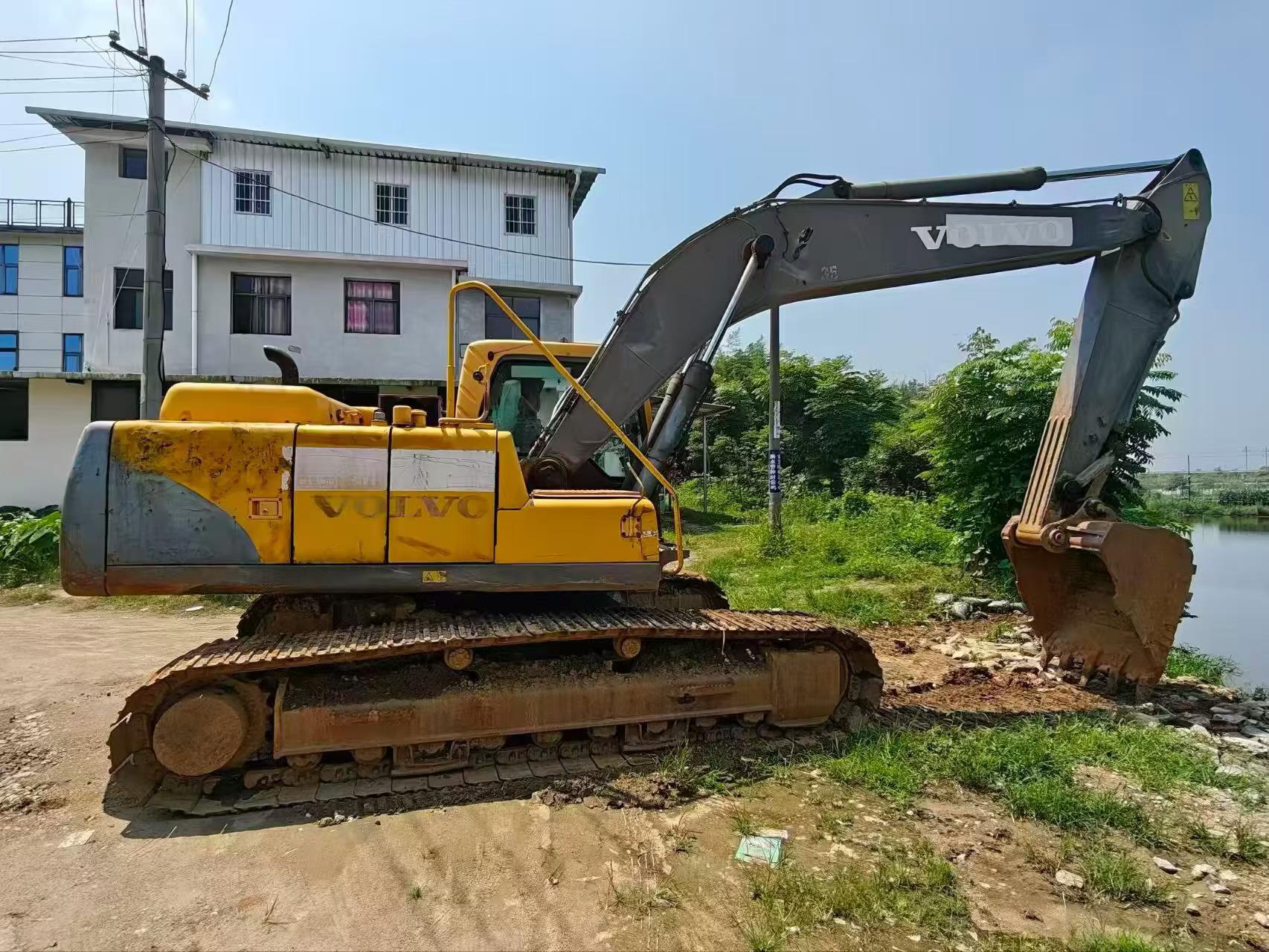 Buy Volvo EC210B Used Excavator / 2
