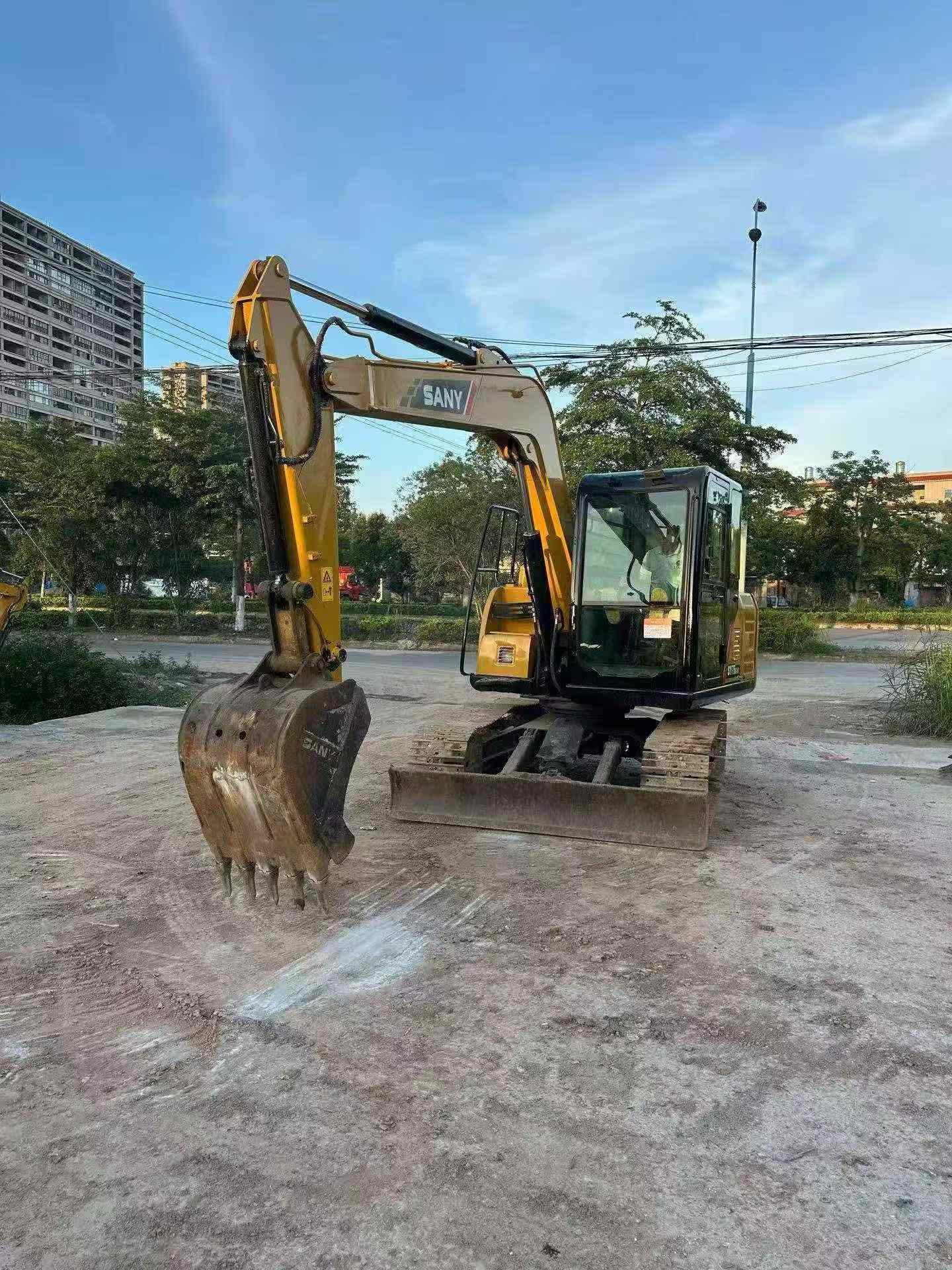 Buy Sany SY75 Used Excavator / 4