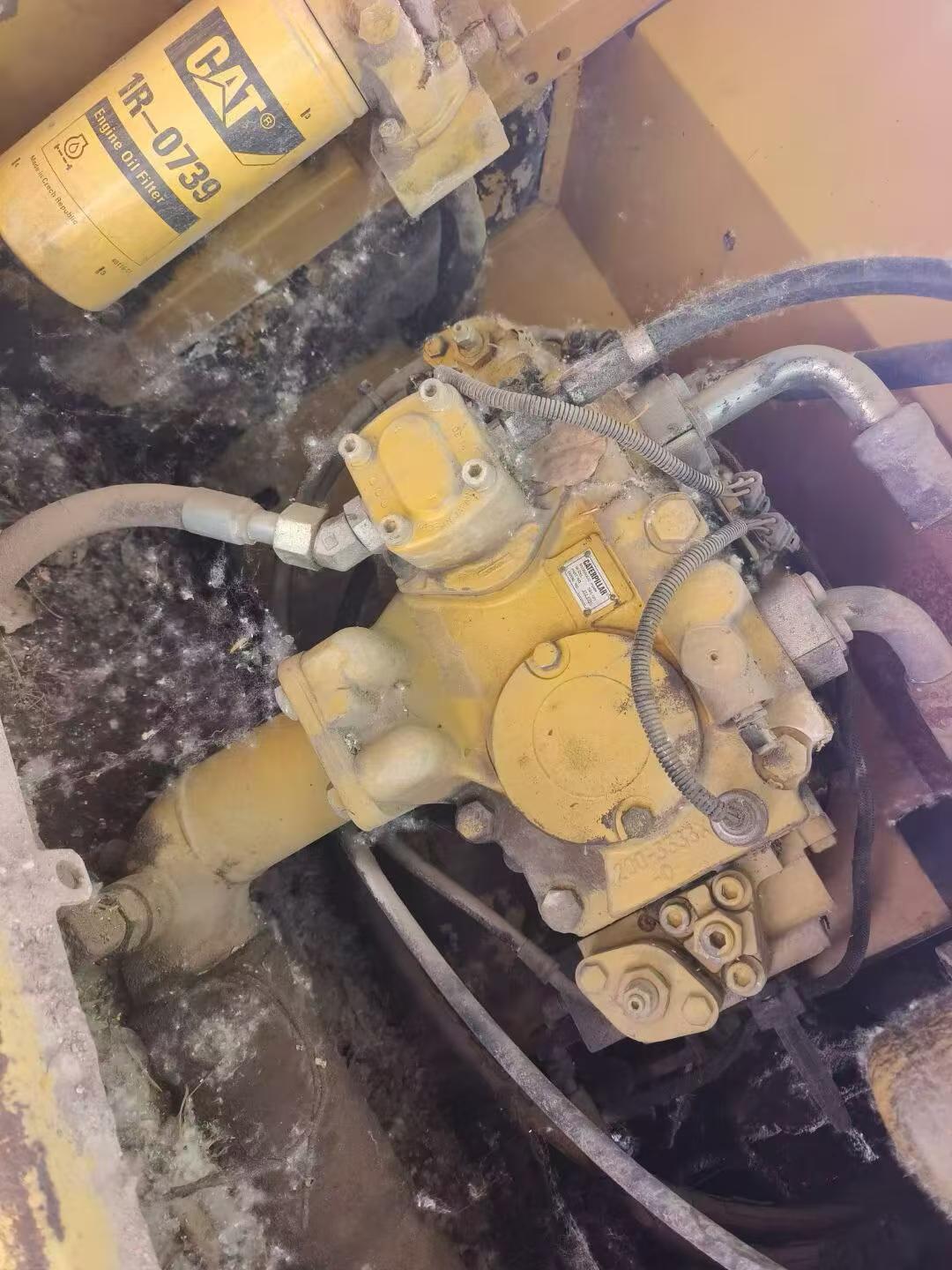 Buy Caterpillar 323 Used Excavator / 3