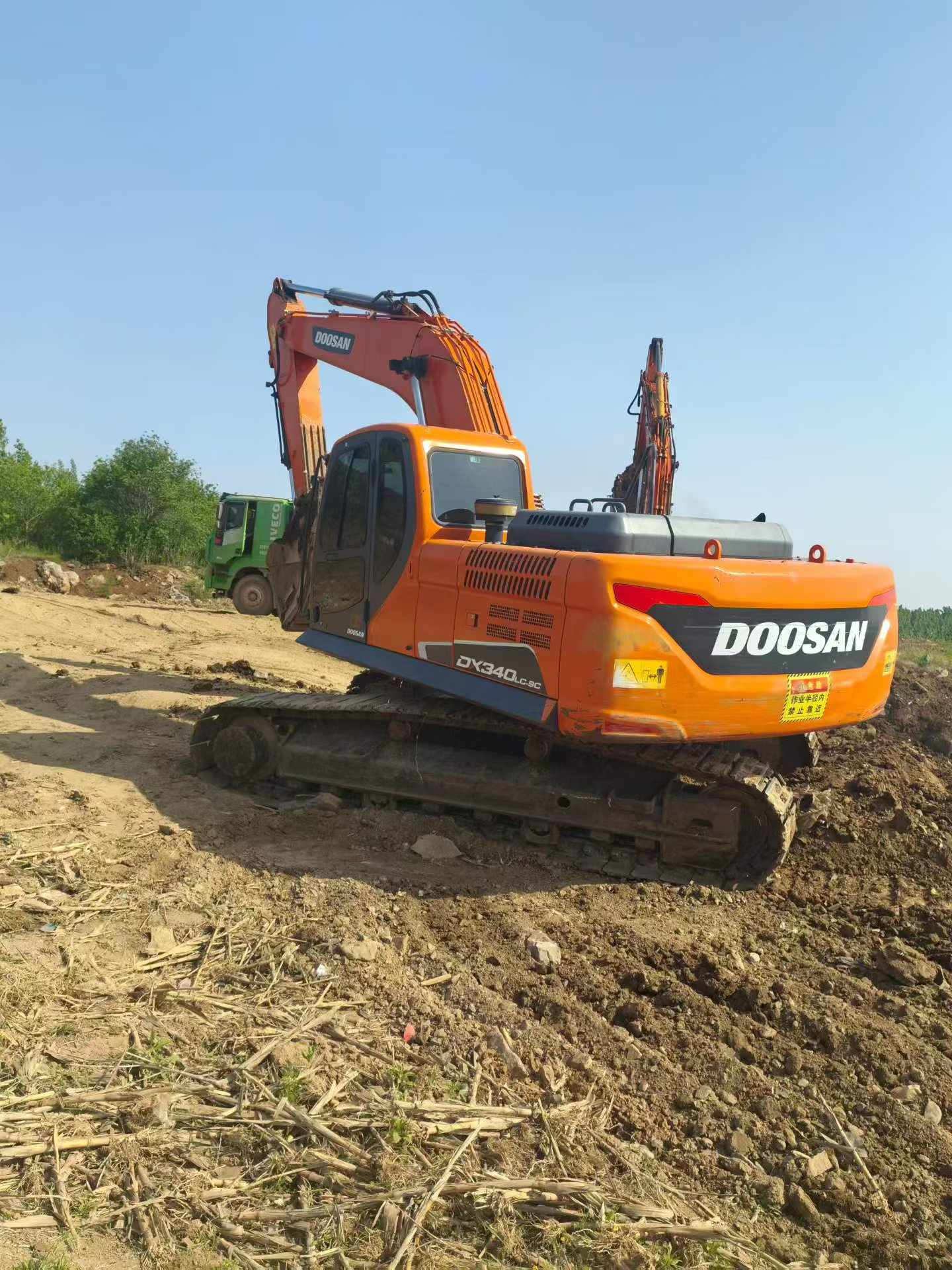 Buy Doosan DX230LC Used Excavator / 2
