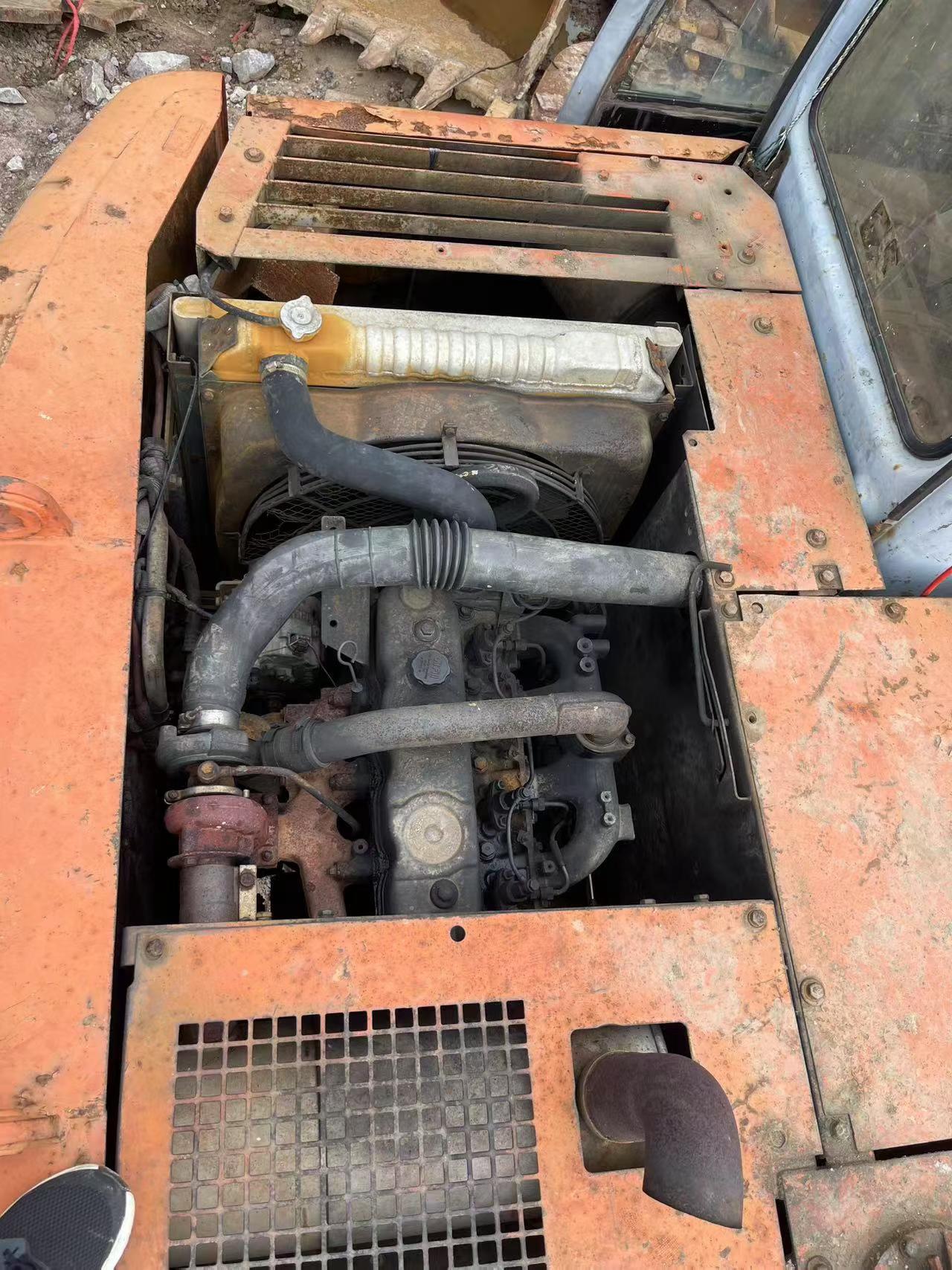 Buy Hitachi EX120-5 Used Excavator / 4