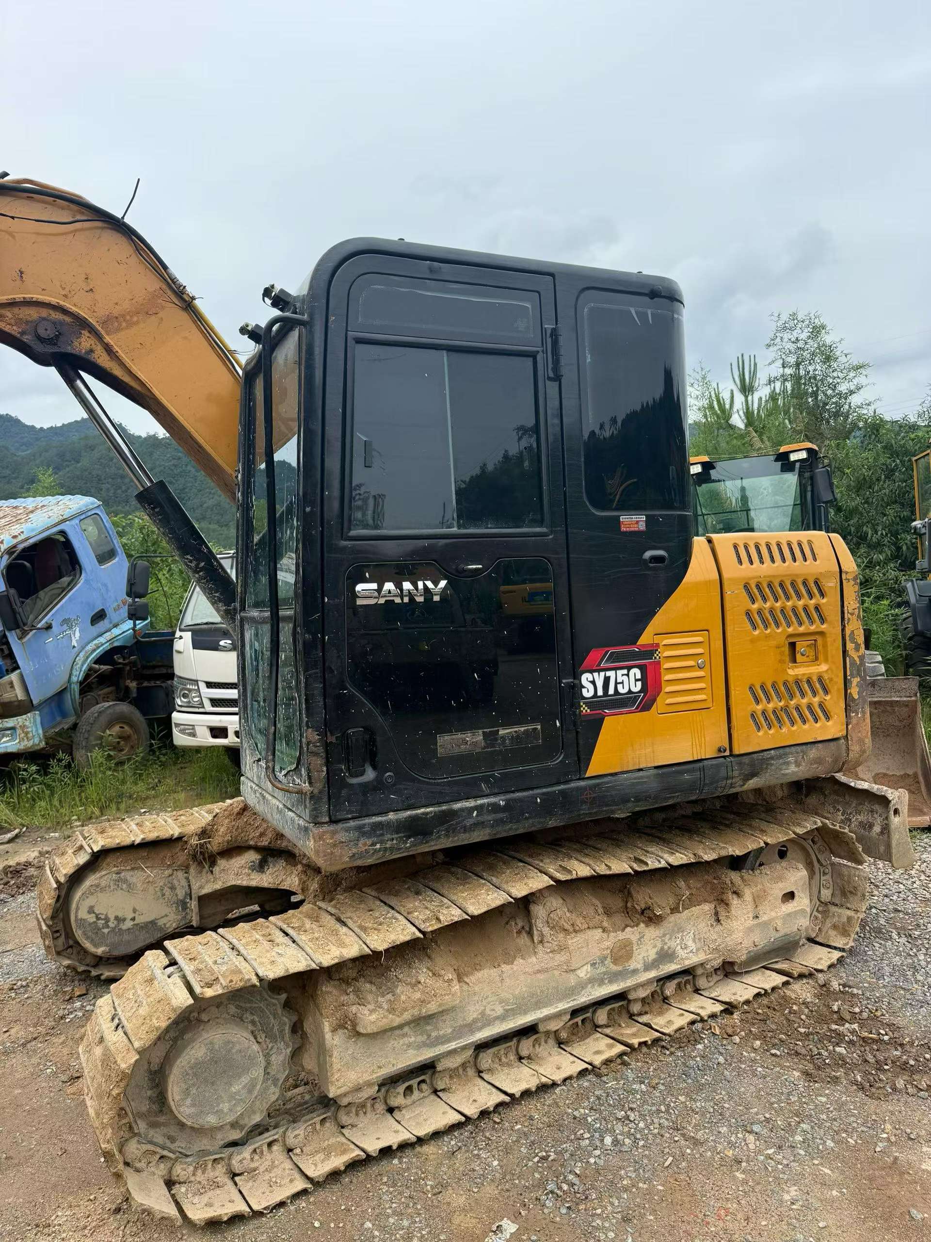 Buy Sany SY75 Used Excavator / 2