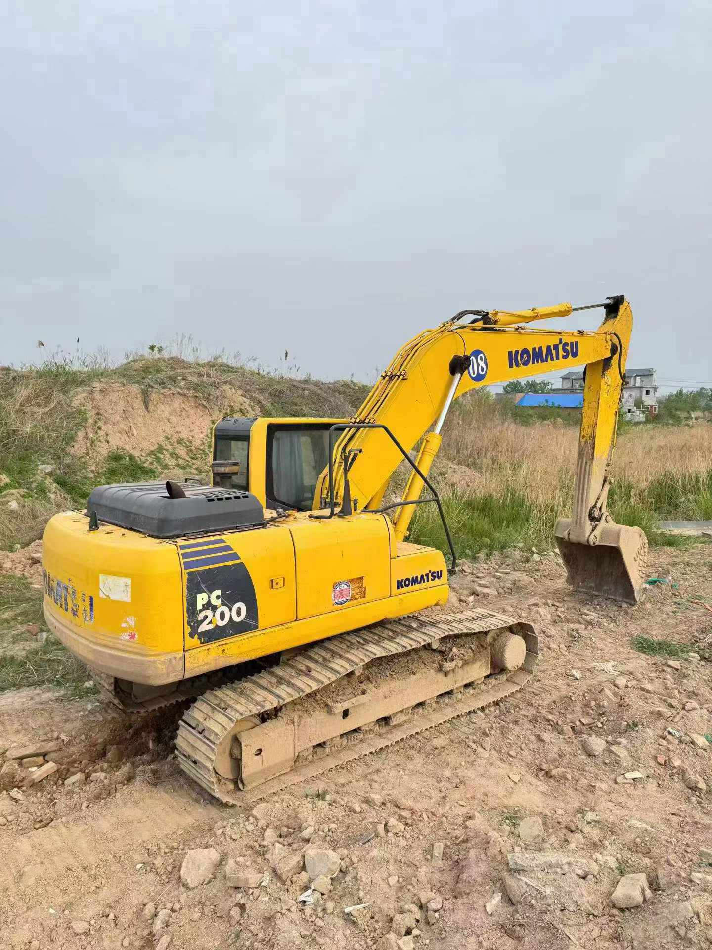 Buy Komatsu PC200-8 Used Excavator / 8