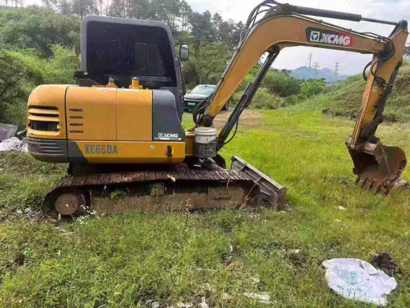 Buy XCMG XE65D Used Excavator / 4