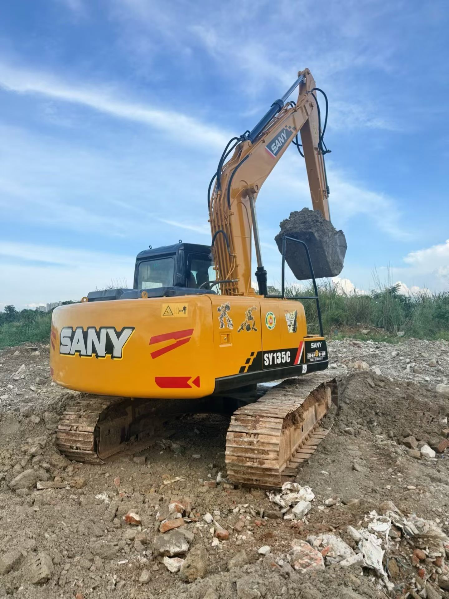 Buy Sany SY135 Used Excavator / 3