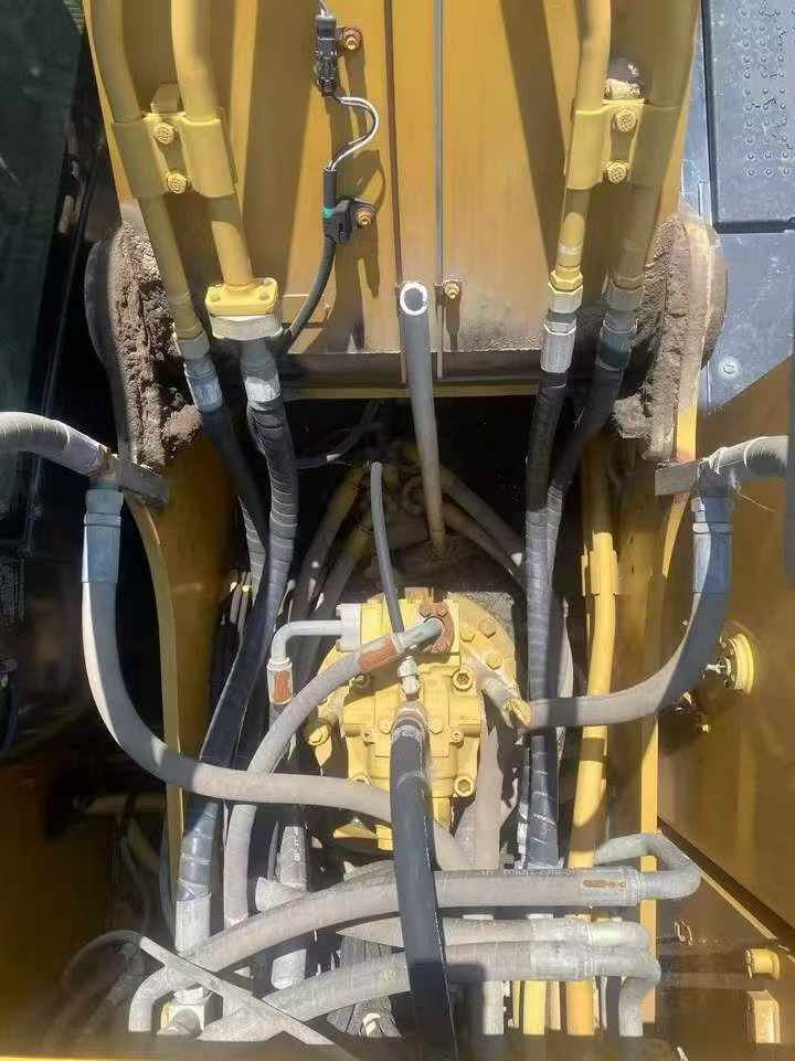 Buy Caterpillar 320A Used Excavator / 3