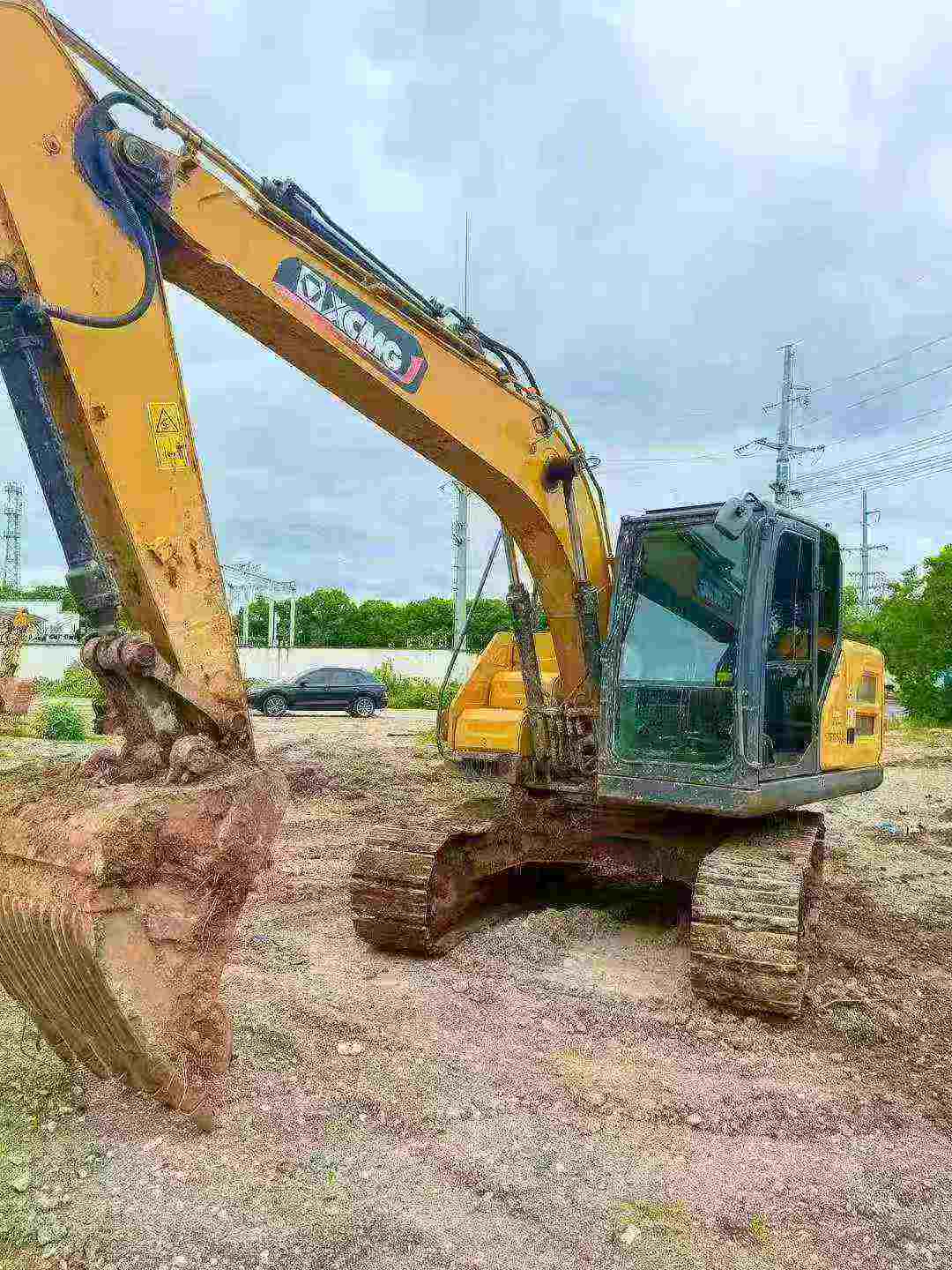Buy XCMG XE135B Used Excavator / 3