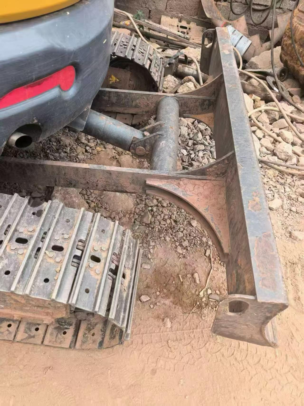 Buy XCMG XE35U Used Excavator / 3