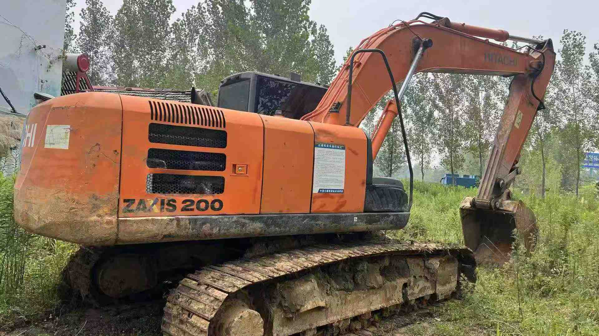 Buy Hitachi ZX200-5G Used Excavator / 6