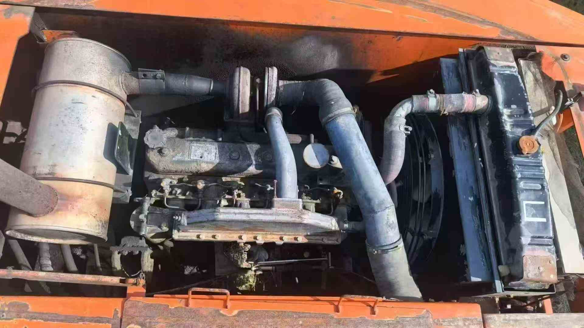 Buy Doosan DH220-7 Used Excavator / 4