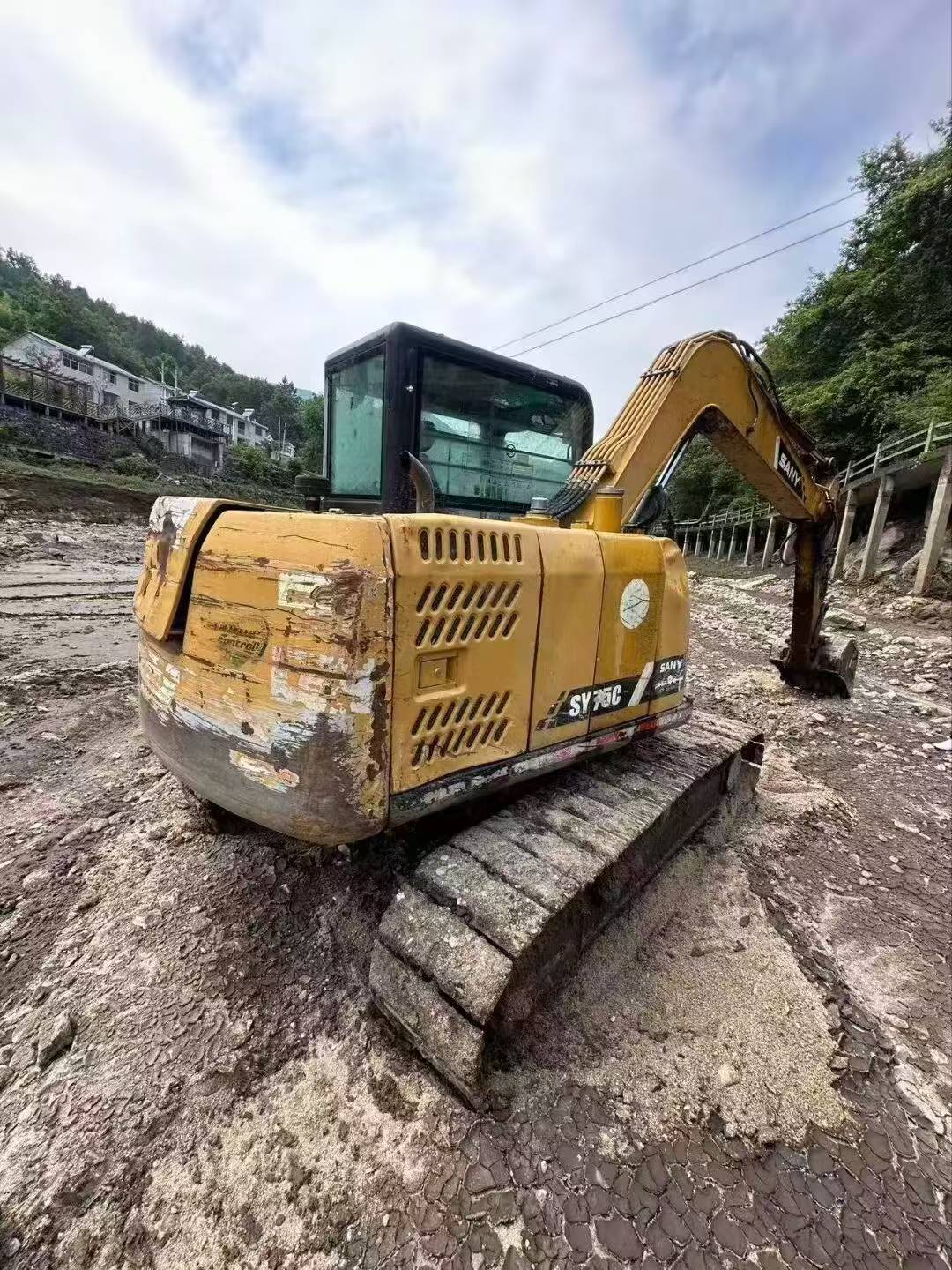 Buy Sany SY75 Used Excavator / 8