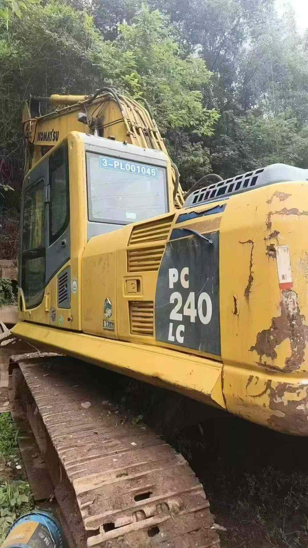 Buy Komatsu PC240-6 Used Excavator / 2