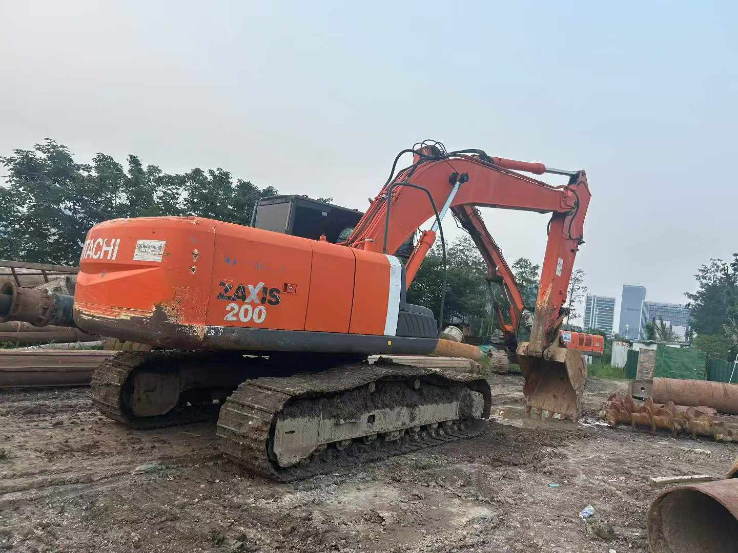 Buy Hitachi EX200-3 Used Excavator / 3