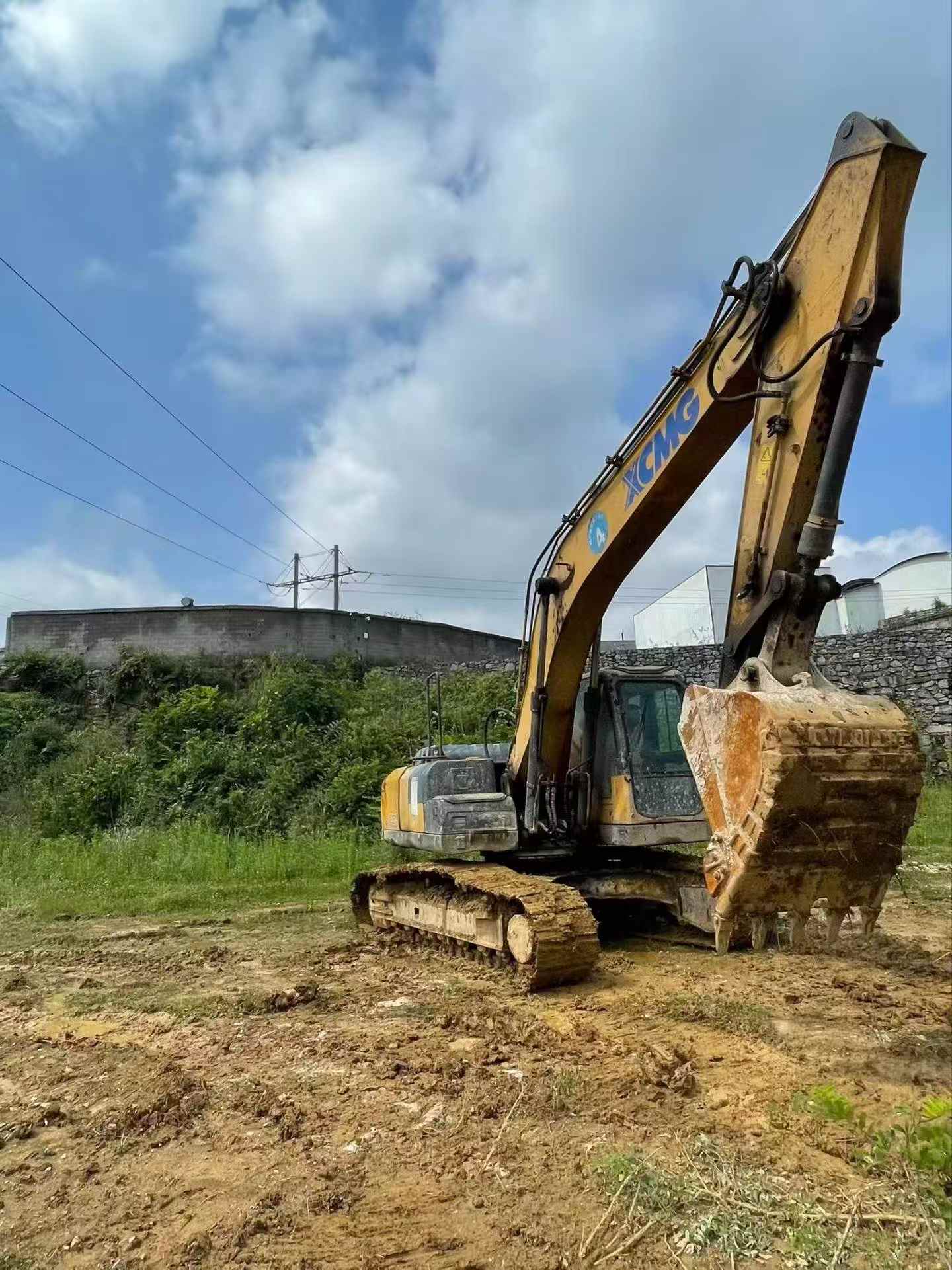 Buy XCMG XE200 Used Excavator / 4