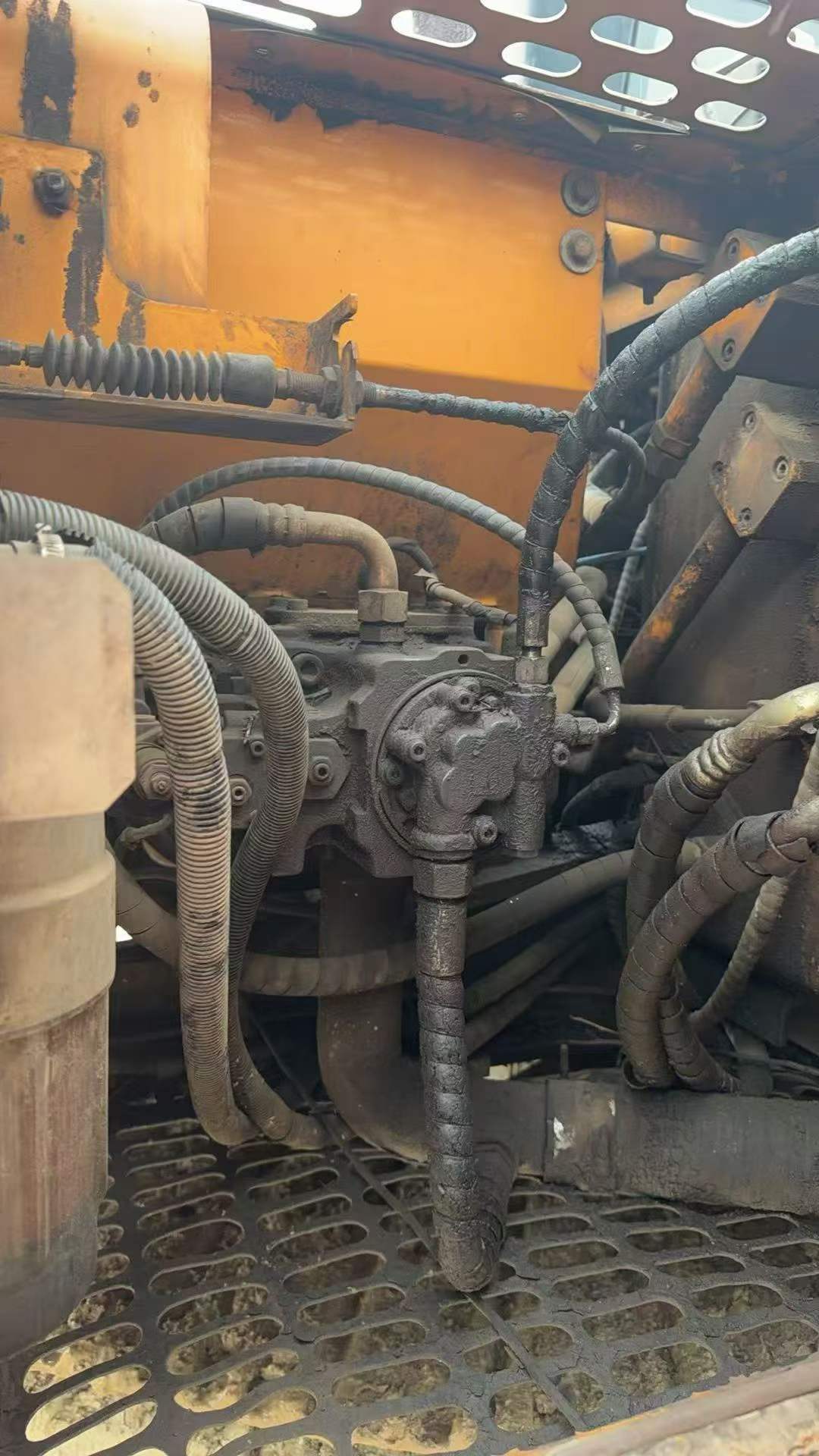 Buy Sany SY115C Used Excavator / 7
