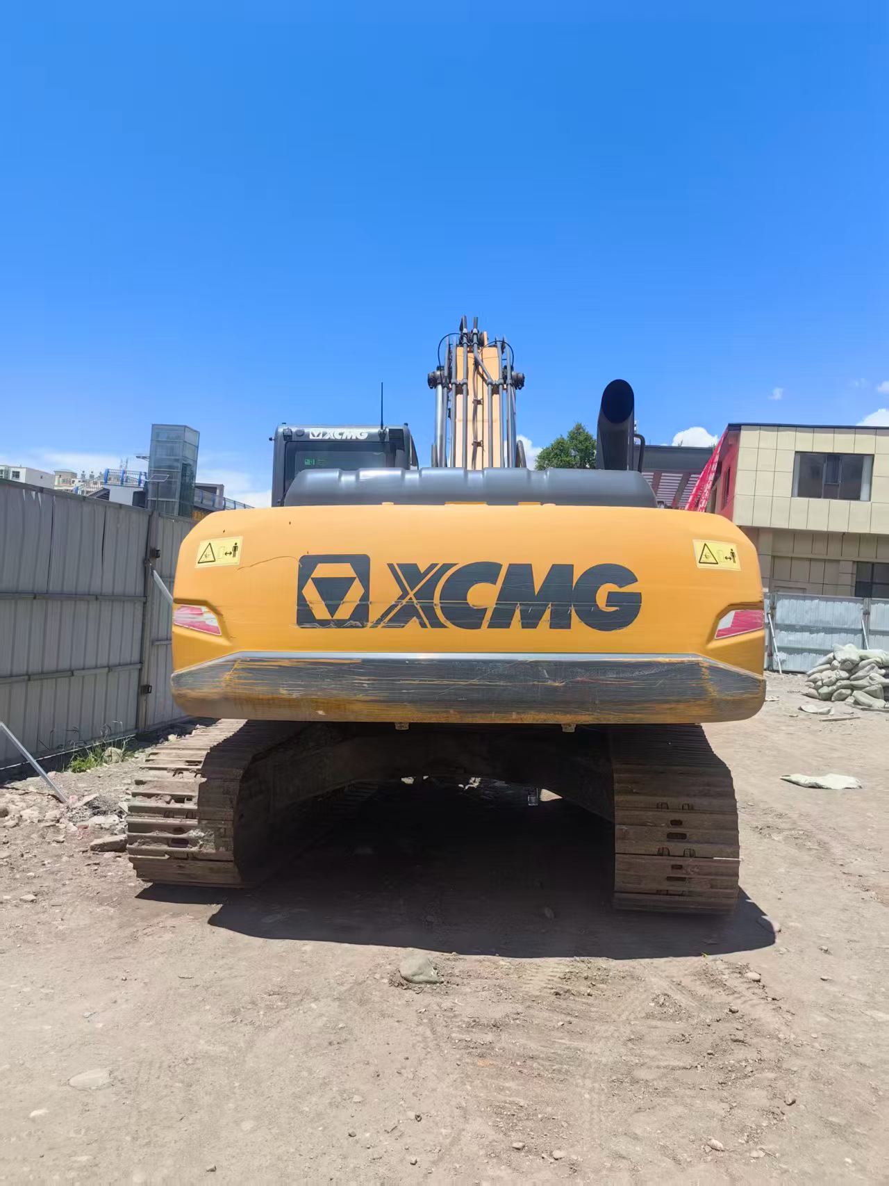 Buy XCMG XE245D Used Excavator / 8