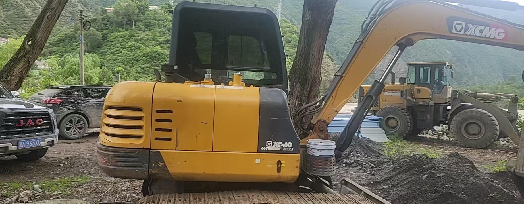 Buy XCMG XE60 Used Excavator / 6
