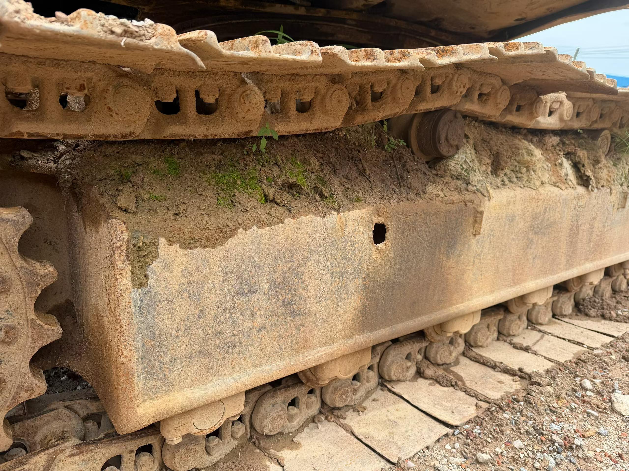 Buy Komatsu PC200-6 Used Excavator / 2