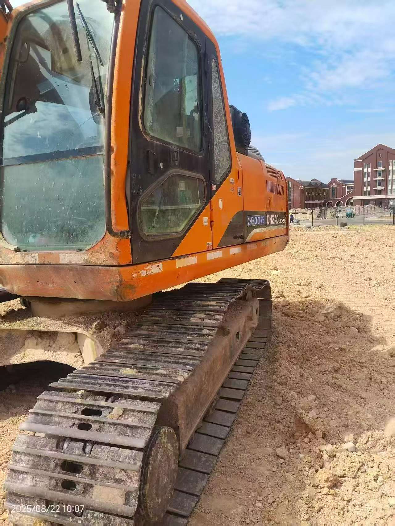 Buy Doosan DH215-7 Used Excavator / 9
