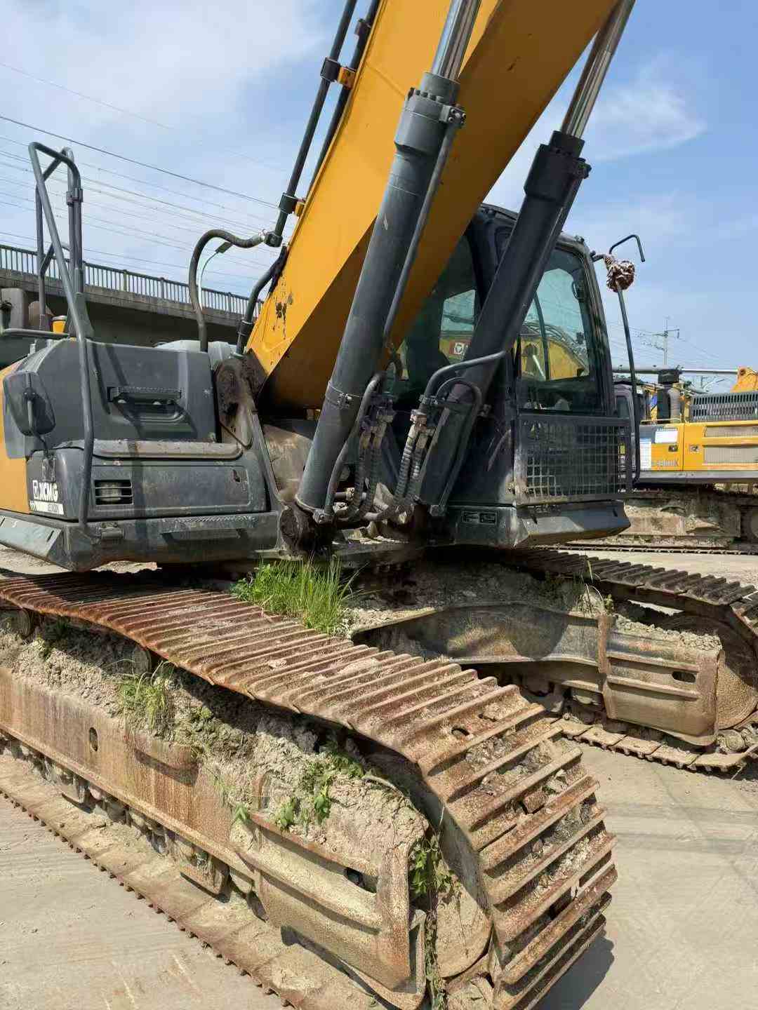 Buy XCMG XE380DK Used Excavator / 3