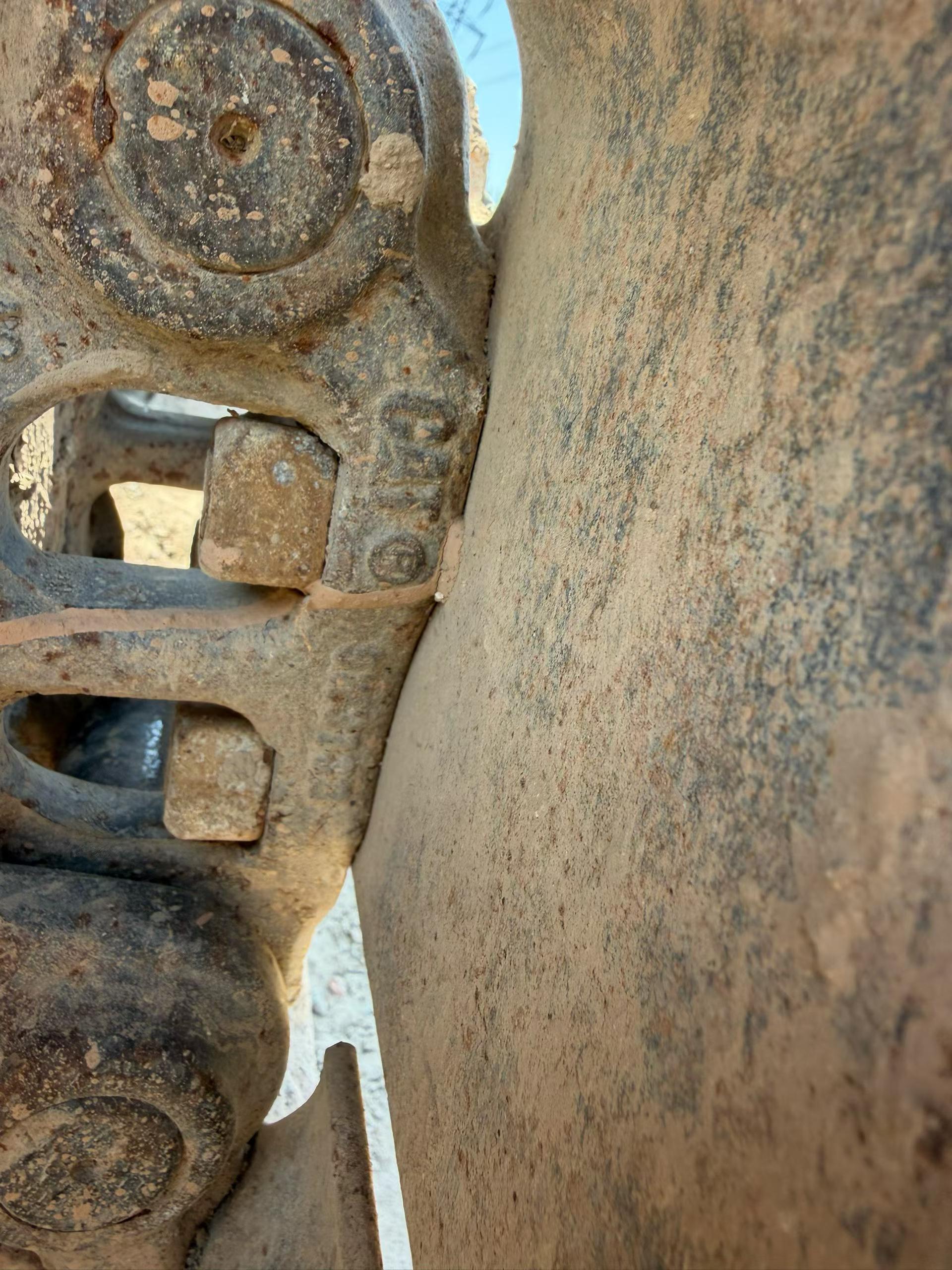 Buy Caterpillar 323 Used Excavator / 6