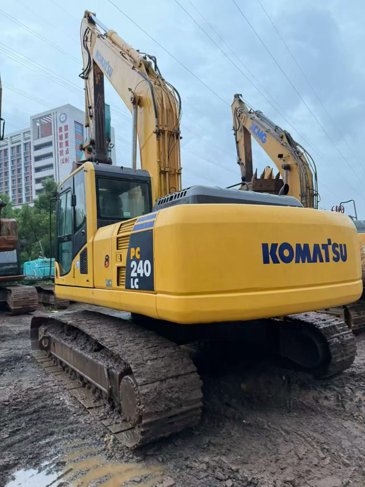 Buy Komatsu PC240-6 Used Excavator / 2